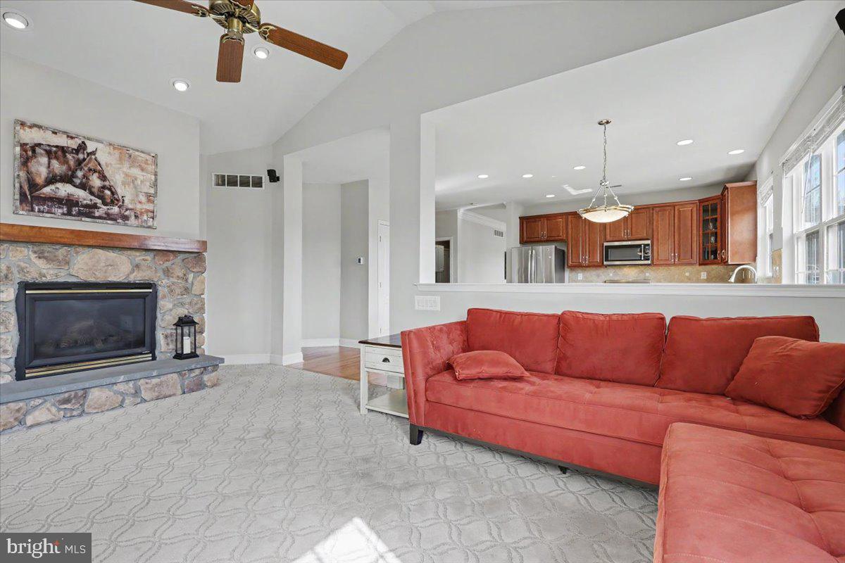 RAVENS CLAW - Residential