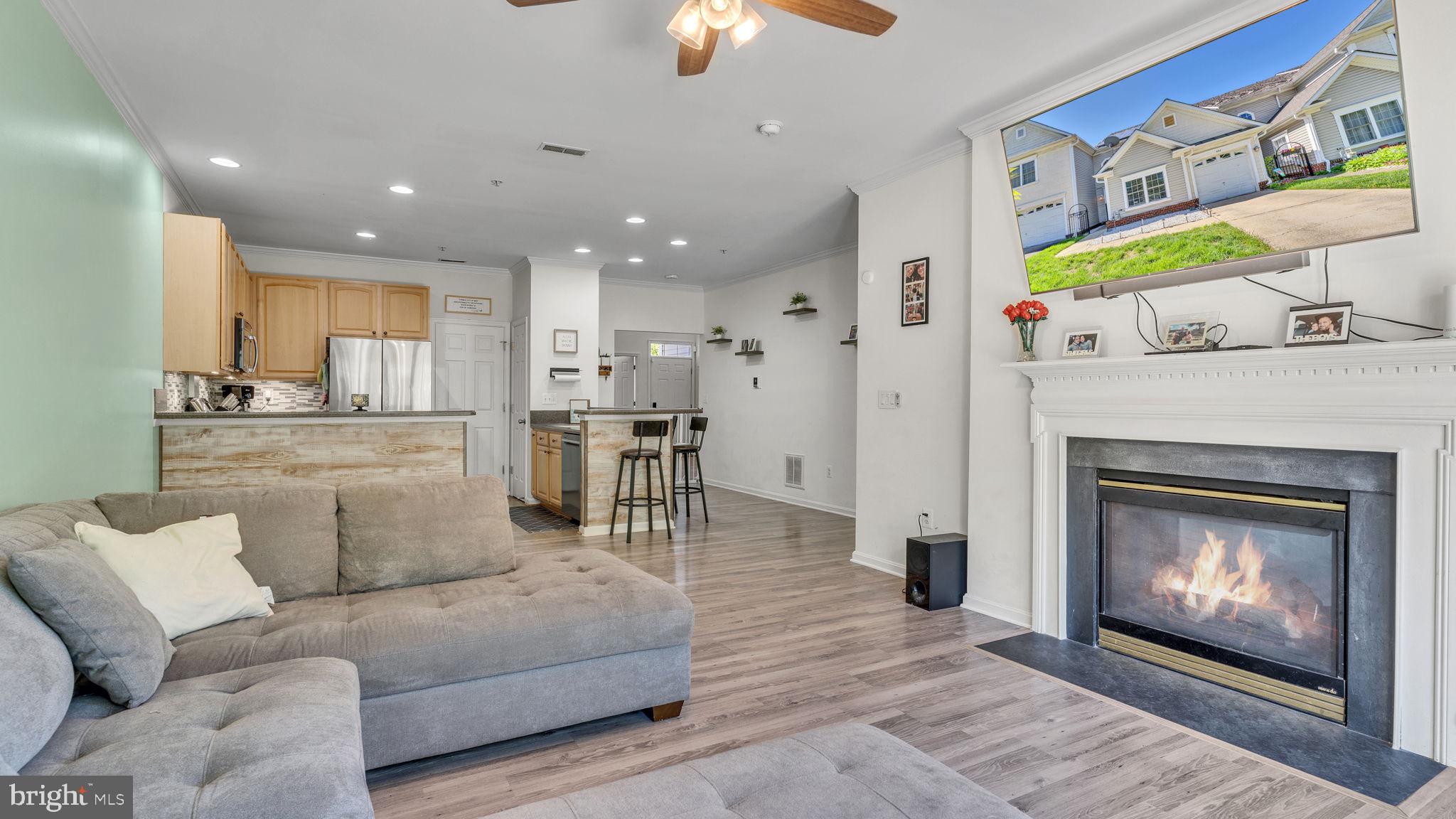 537 MARLBORO COURT 44