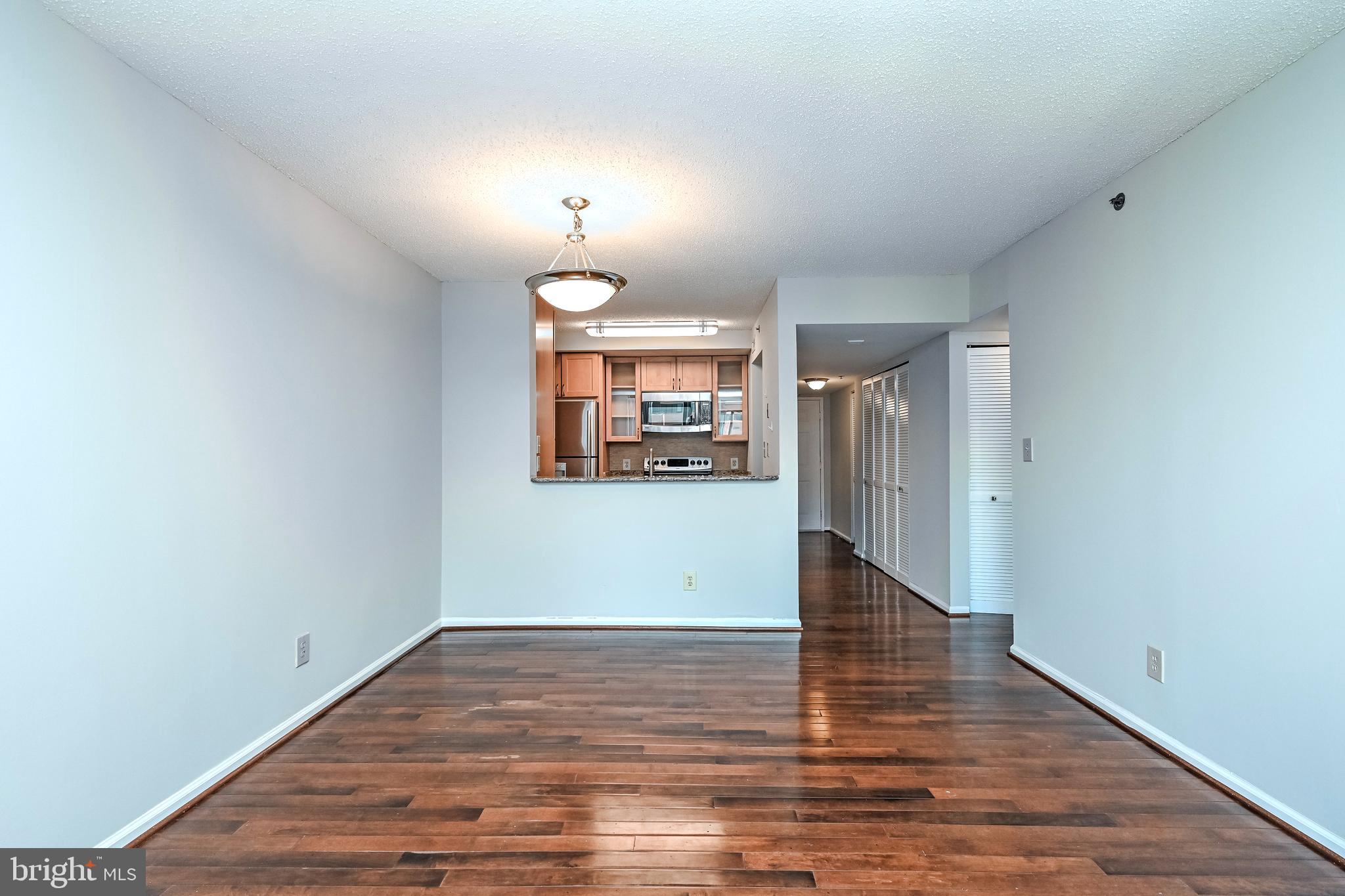 WESTVIEW AT BALLSTON METRO - Residential