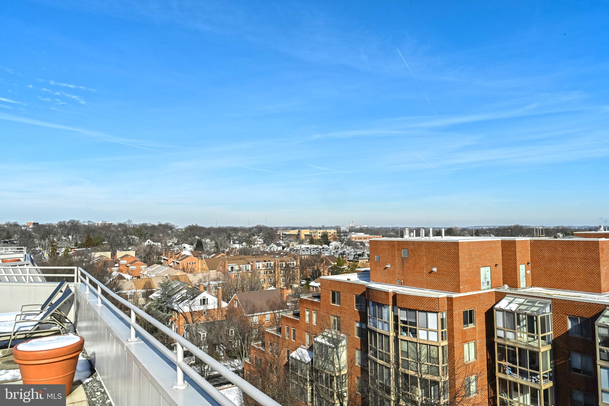 WESTVIEW AT BALLSTON METRO - Residential