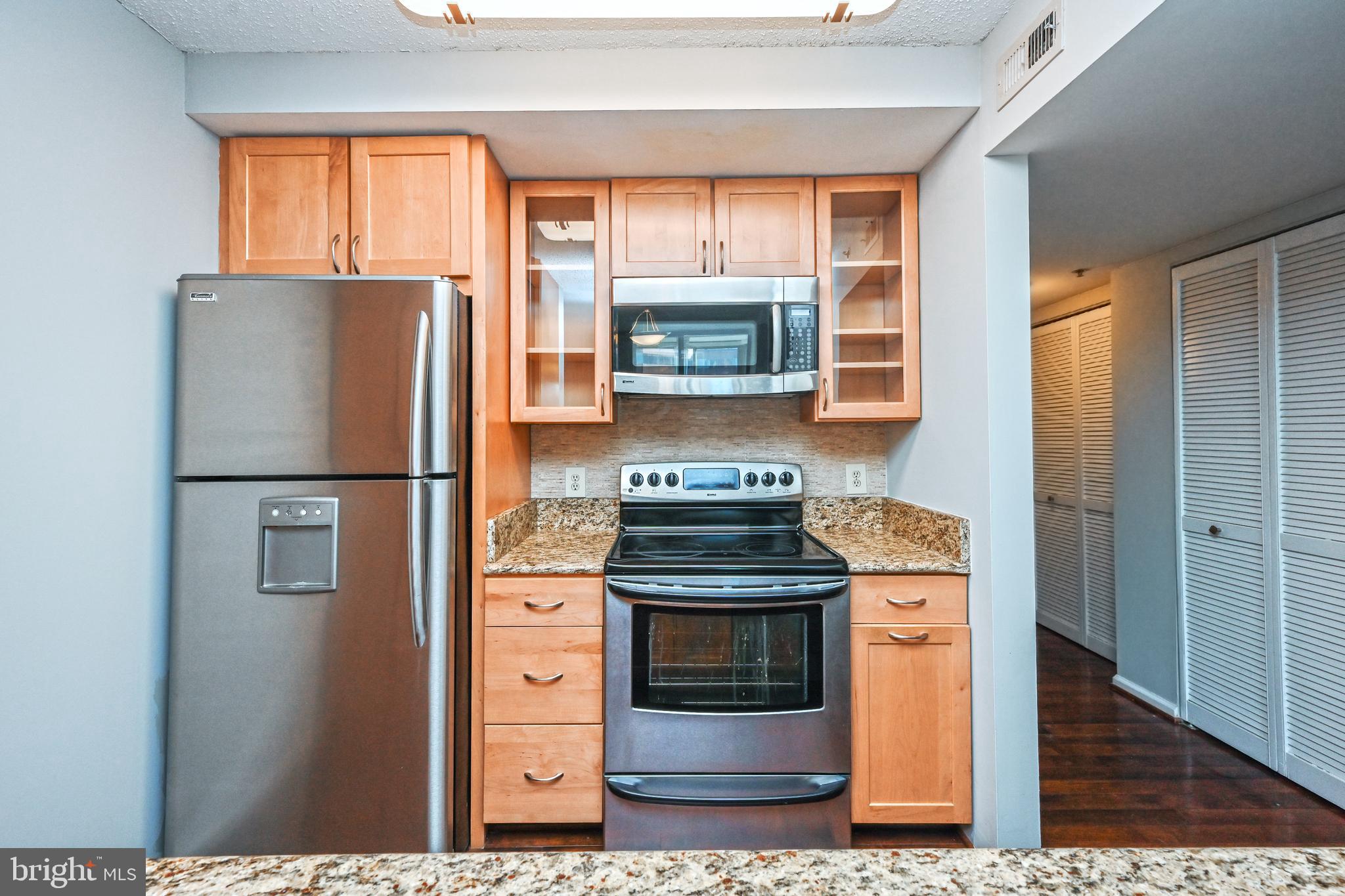 WESTVIEW AT BALLSTON METRO - Residential