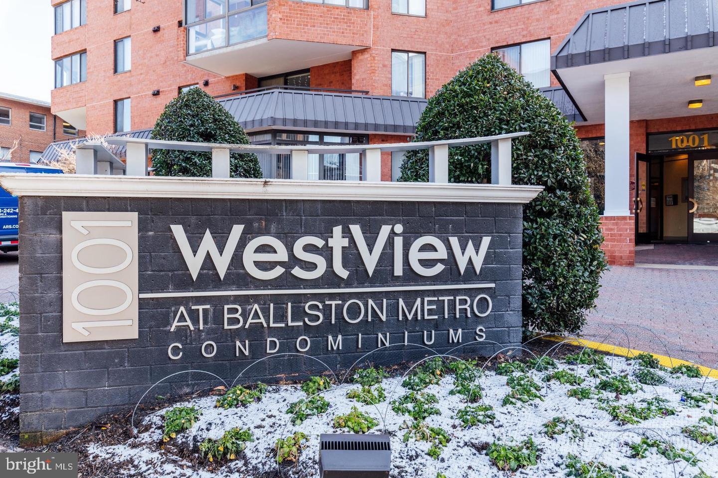 WESTVIEW AT BALLSTON METRO - Residential