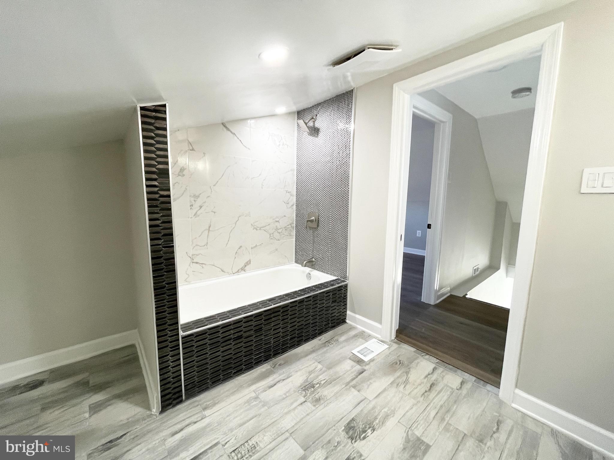 TWINBROOK - Residential Lease