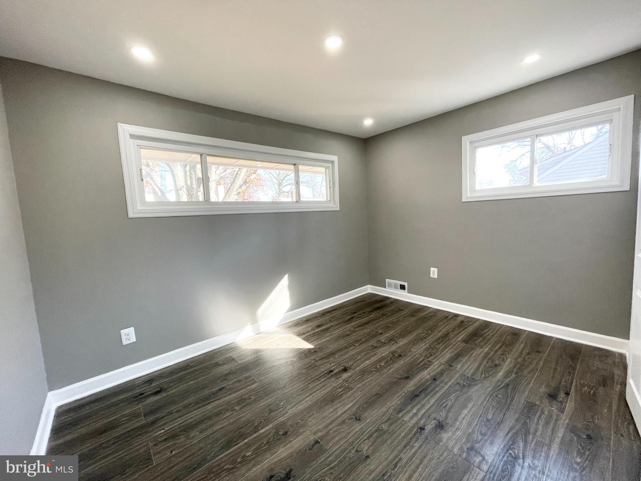 TWINBROOK - Residential Lease