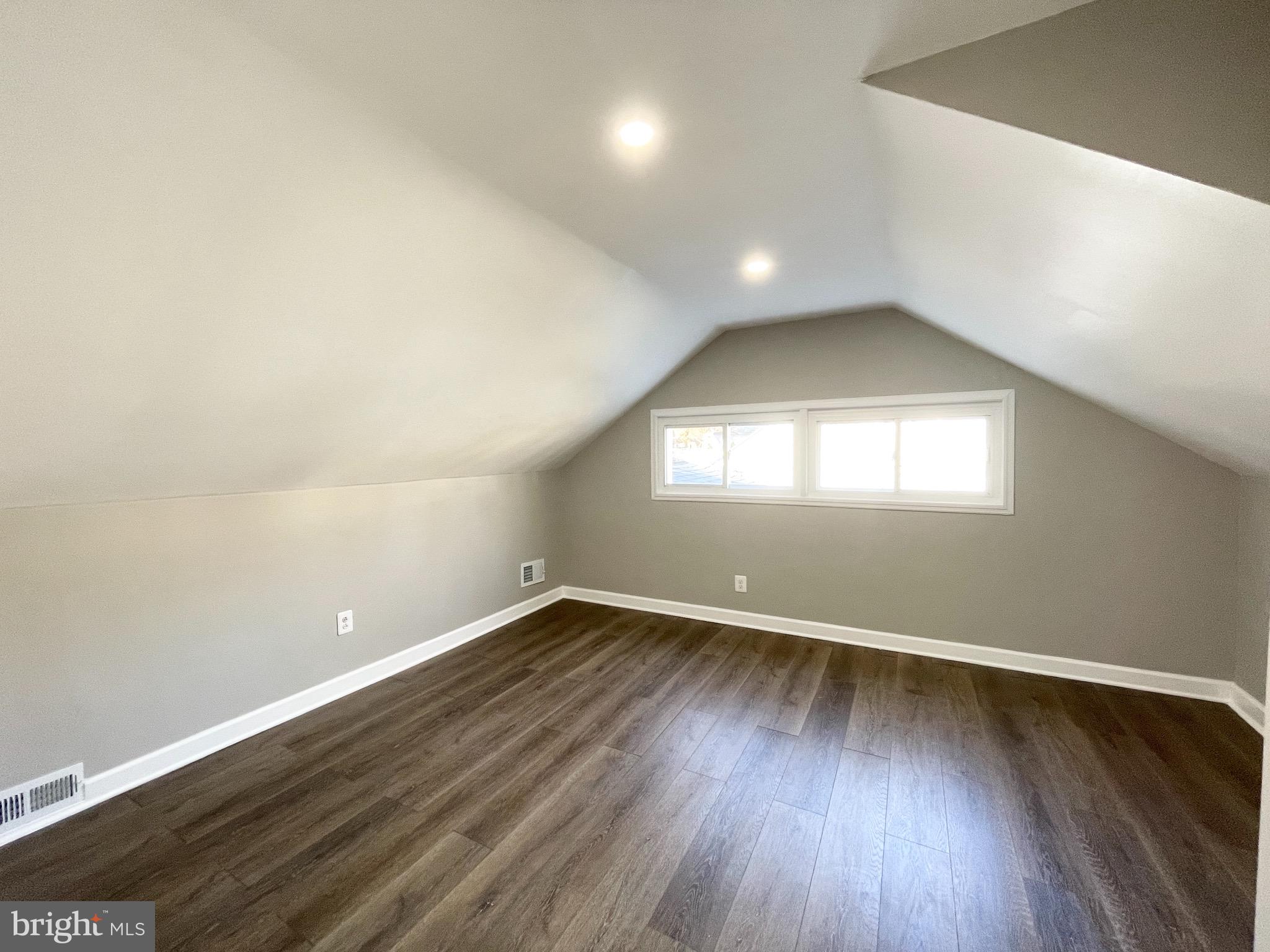 TWINBROOK - Residential Lease