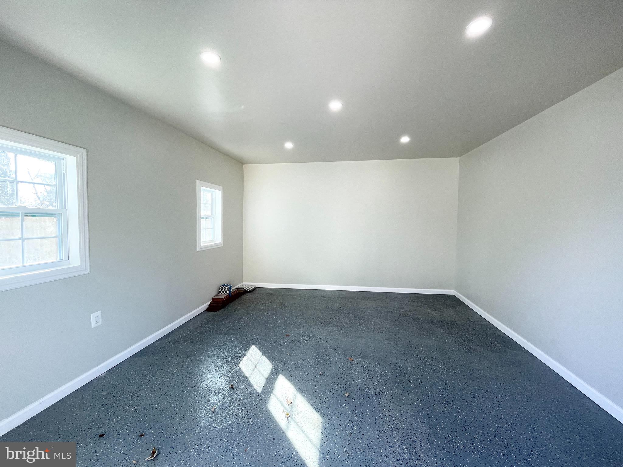 TWINBROOK - Residential Lease