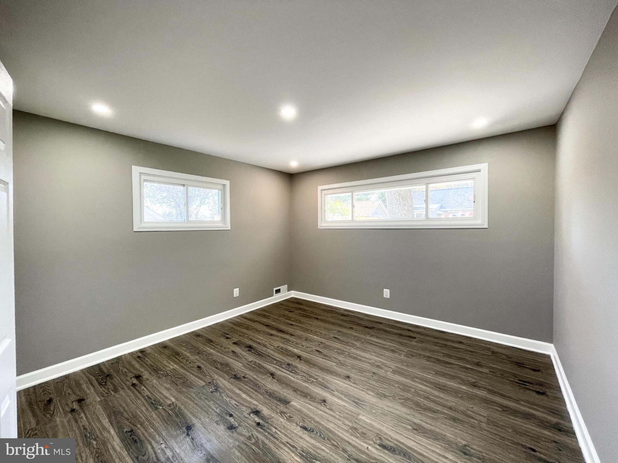 TWINBROOK - Residential Lease