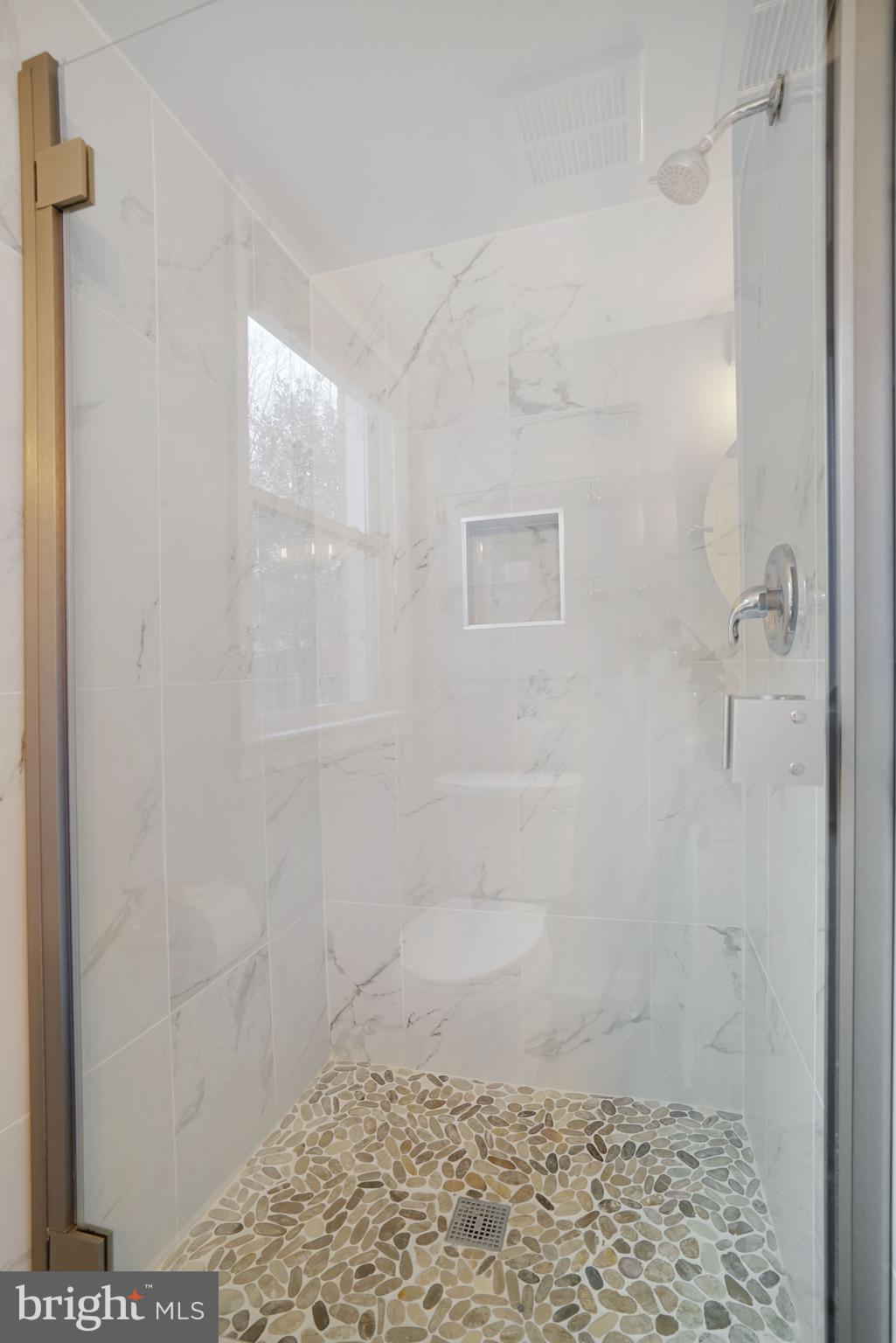 WILLOW WOODS - Residential