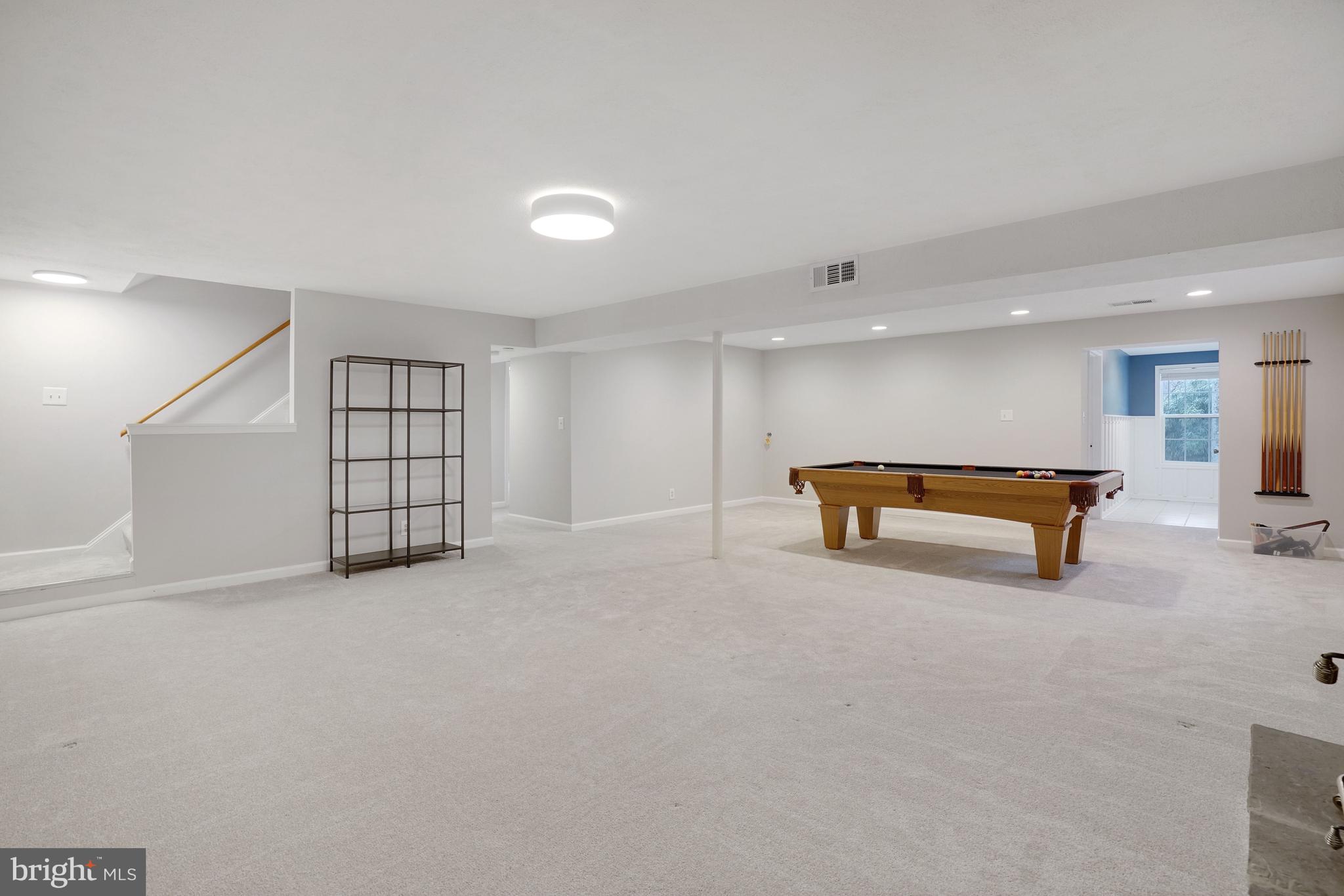 WILLOW WOODS - Residential