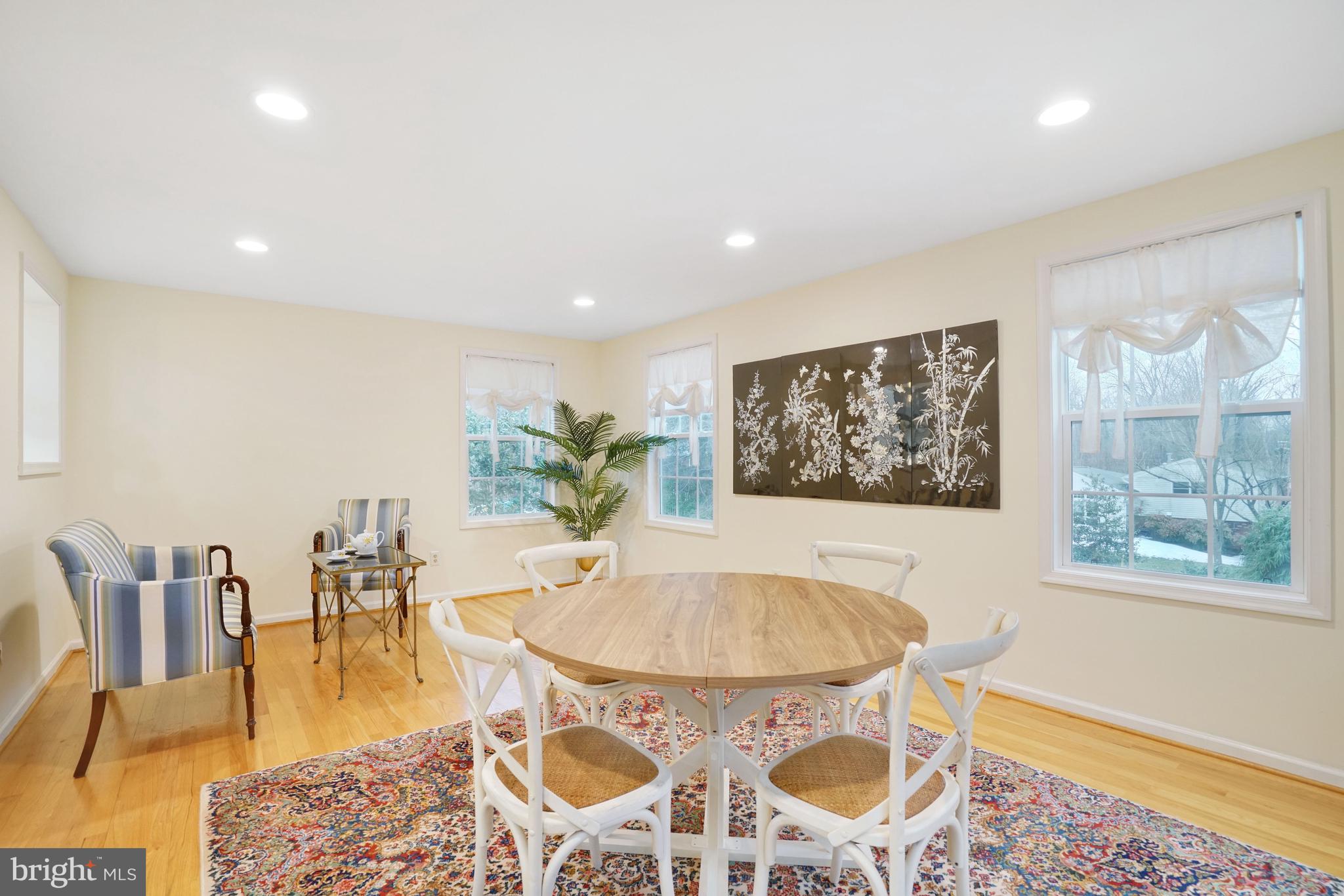 WILLOW WOODS - Residential