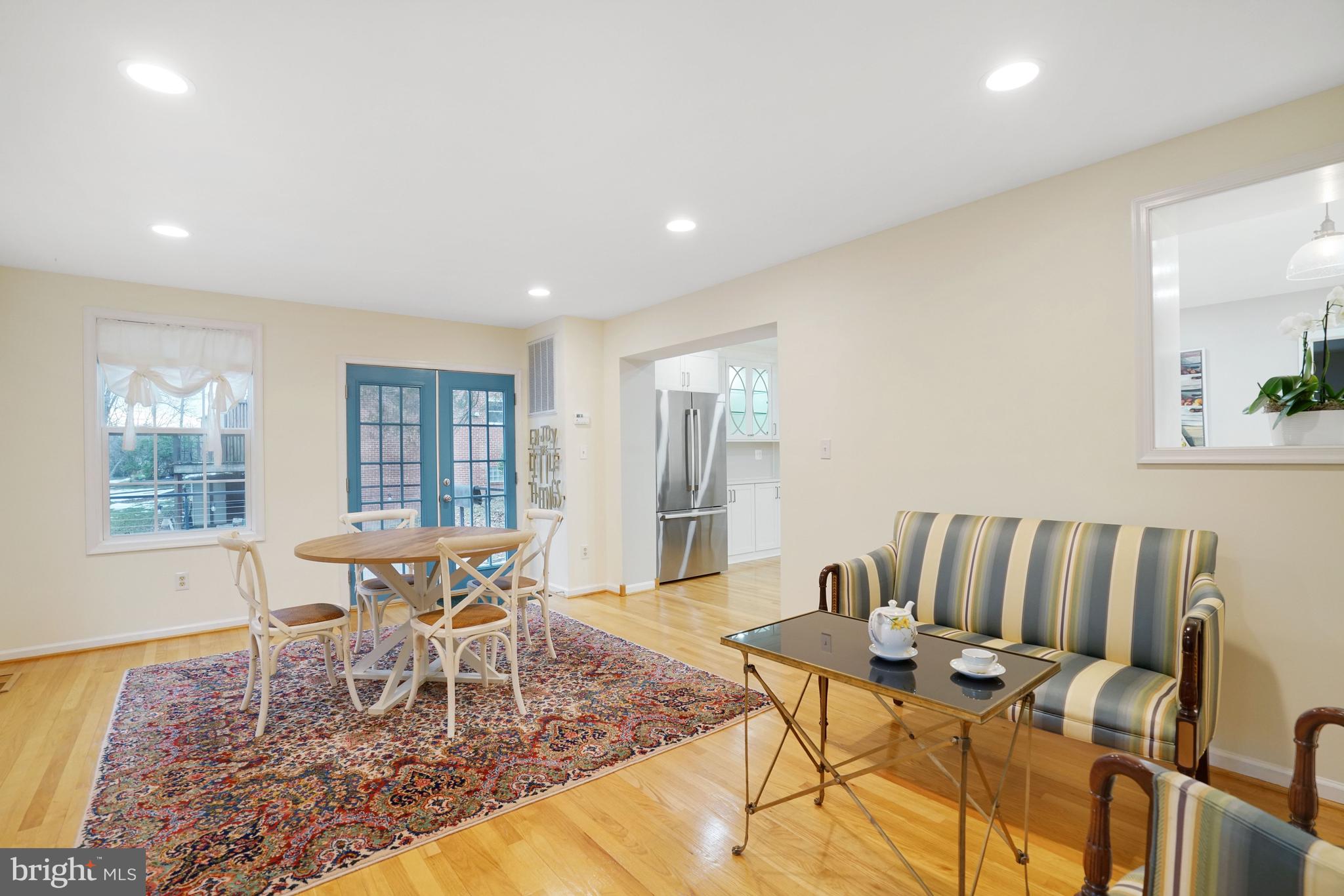 WILLOW WOODS - Residential