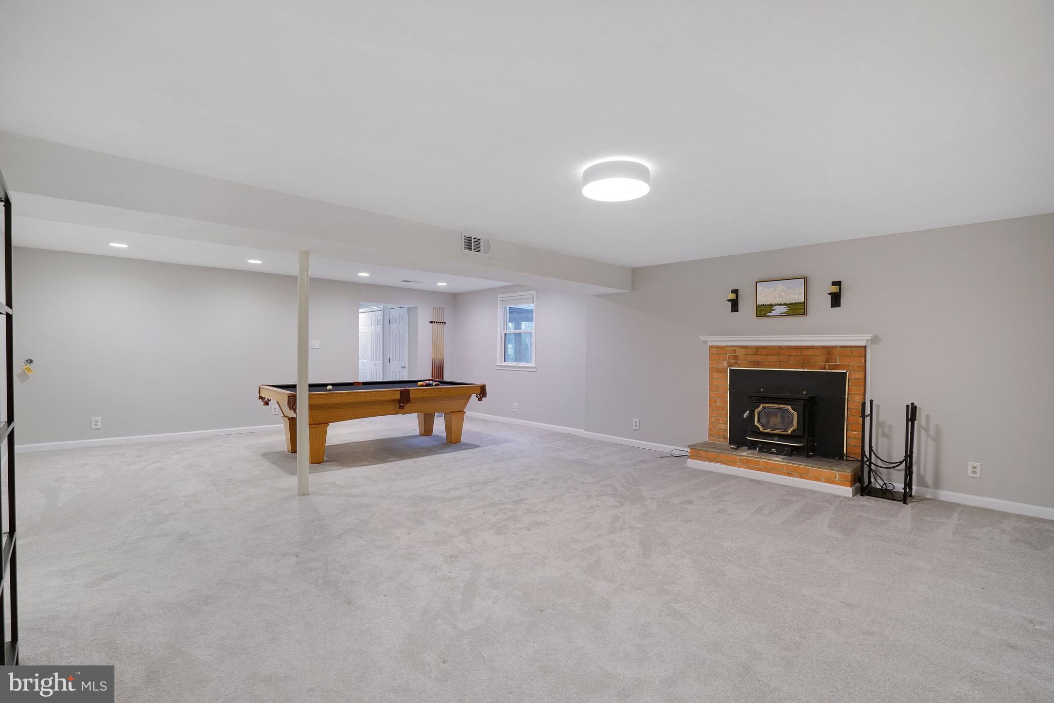 WILLOW WOODS - Residential