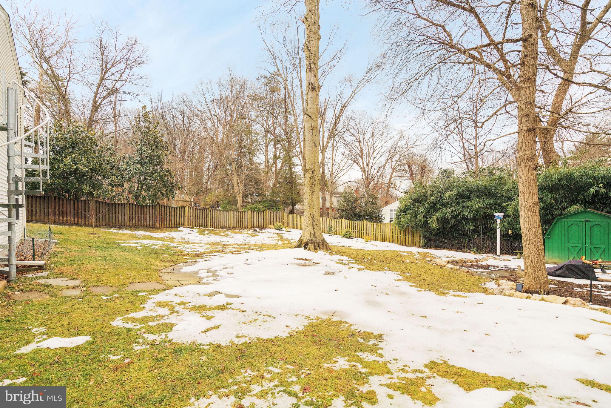 WILLOW WOODS - Residential