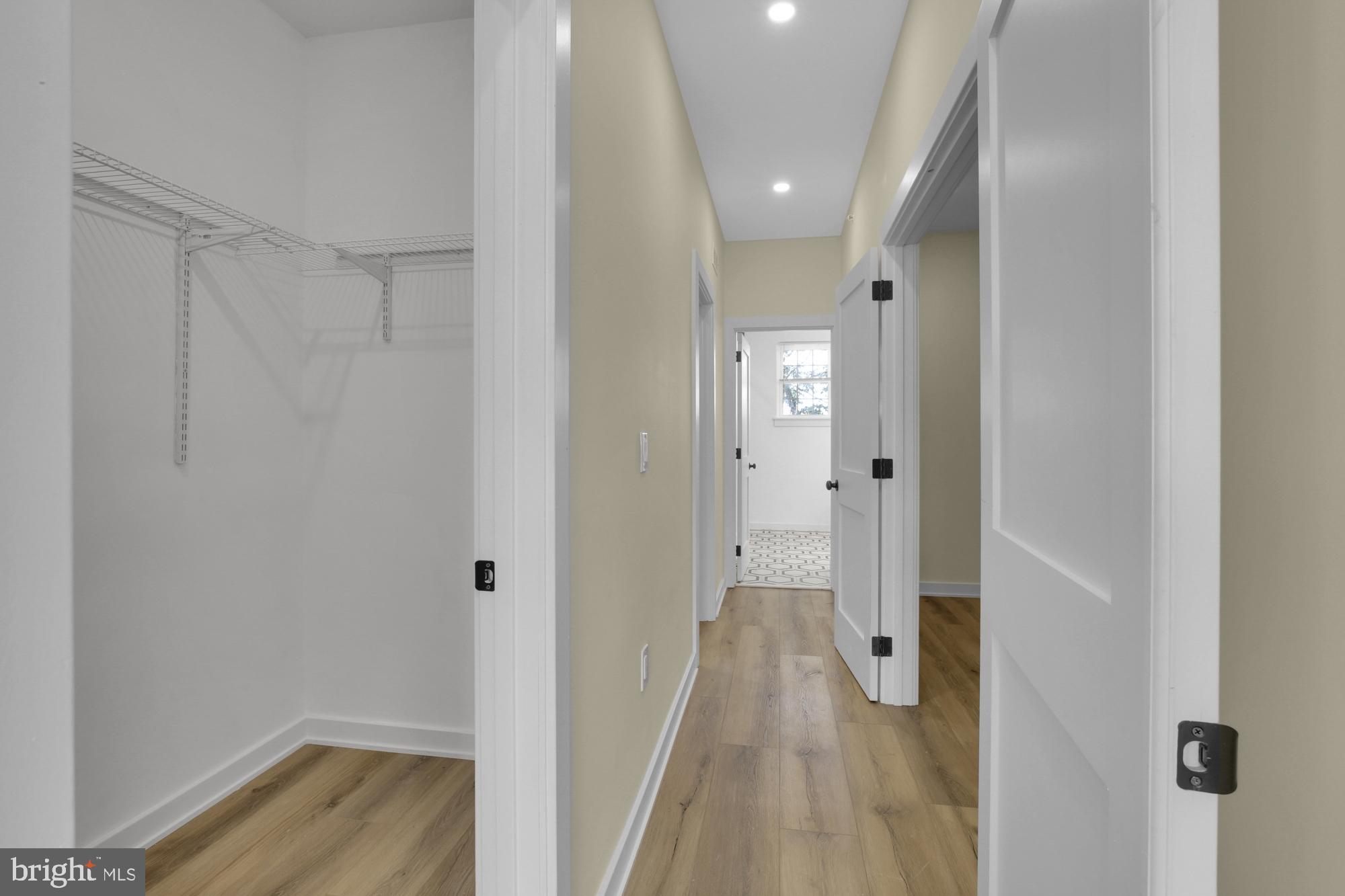 EAST KENSINGTON - Residential Lease