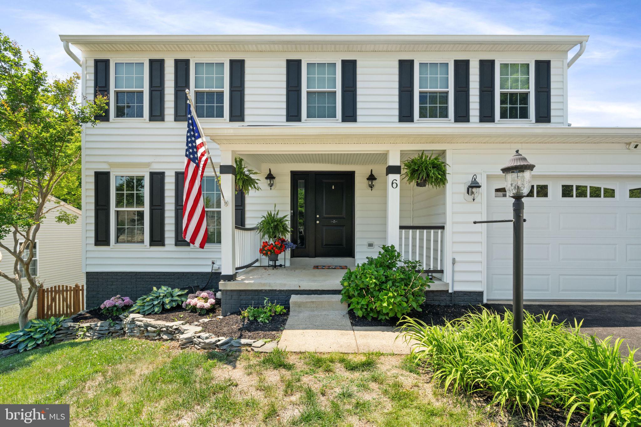 6 STURBRIDGE LANE