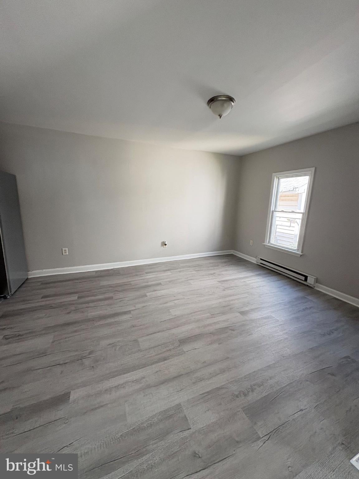 200 N NEW STREET