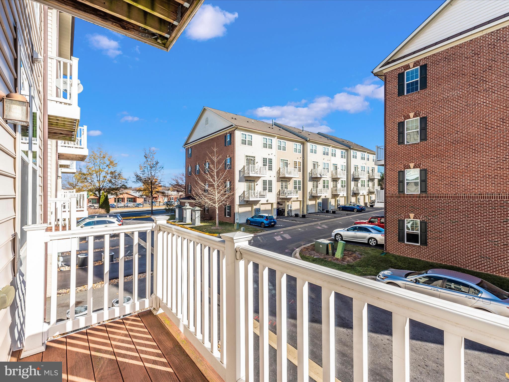 VILLAGES OF URBANA - Residential Lease