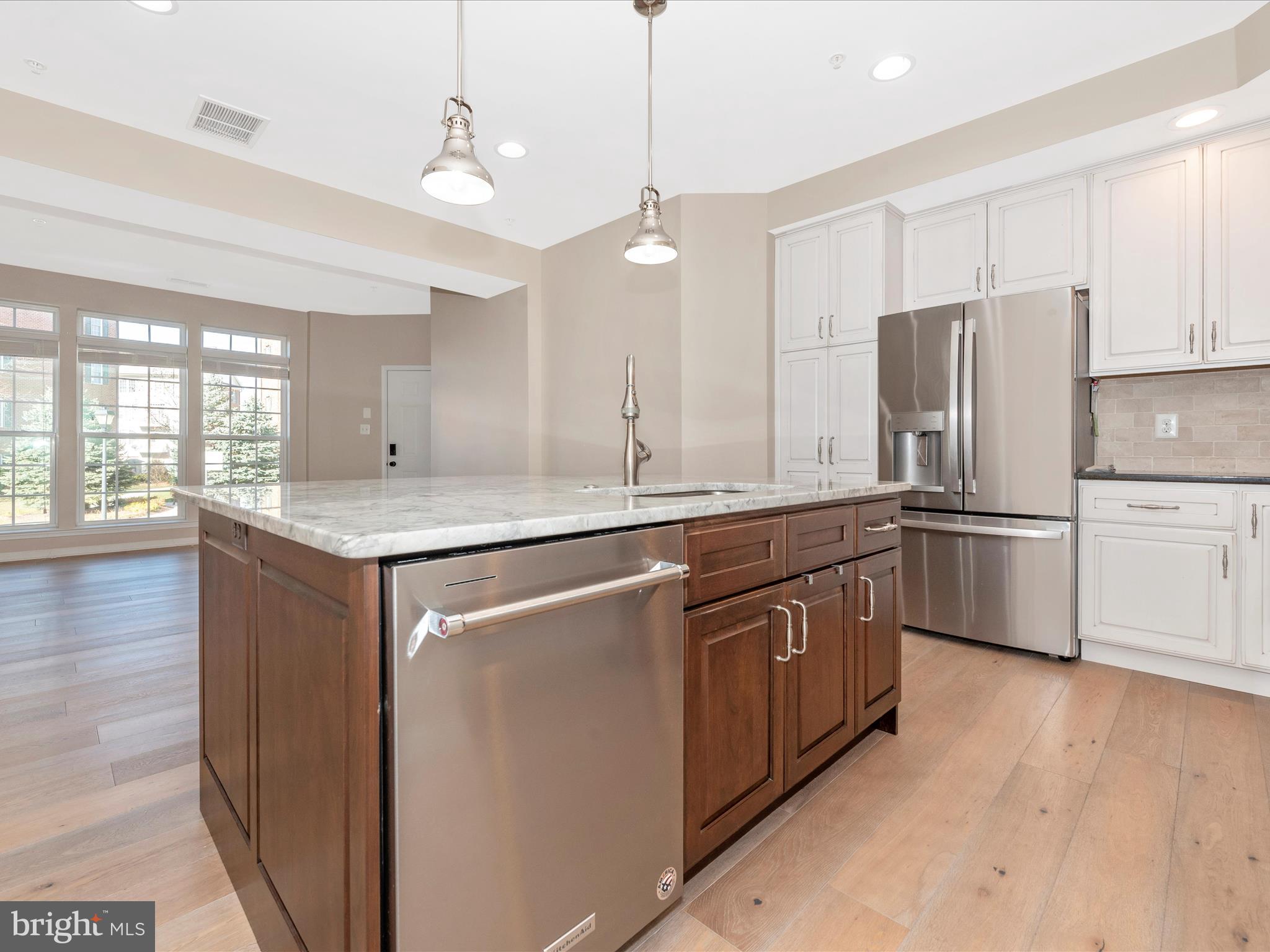 VILLAGES OF URBANA - Residential Lease