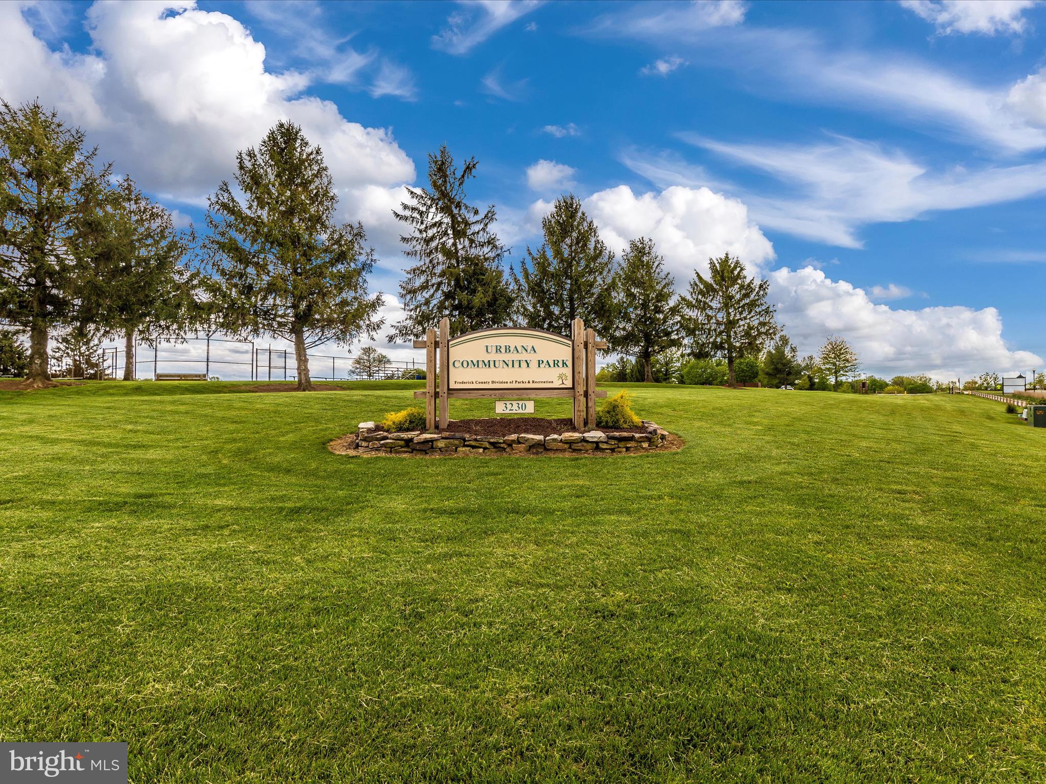 VILLAGES OF URBANA - Residential Lease