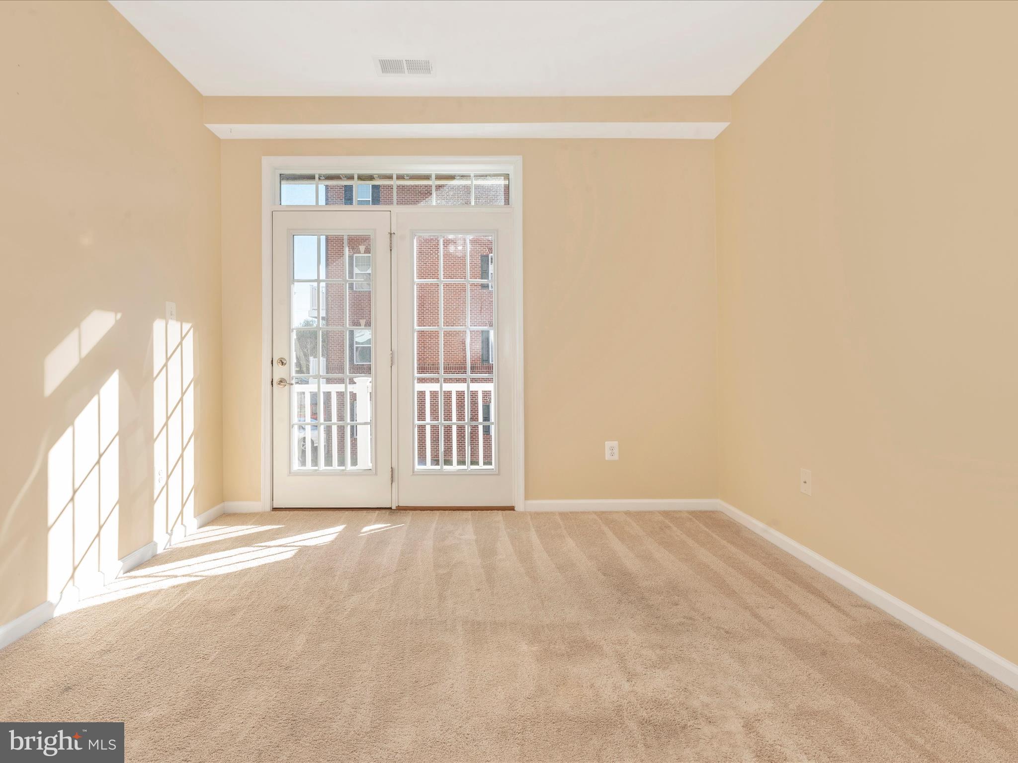 VILLAGES OF URBANA - Residential Lease