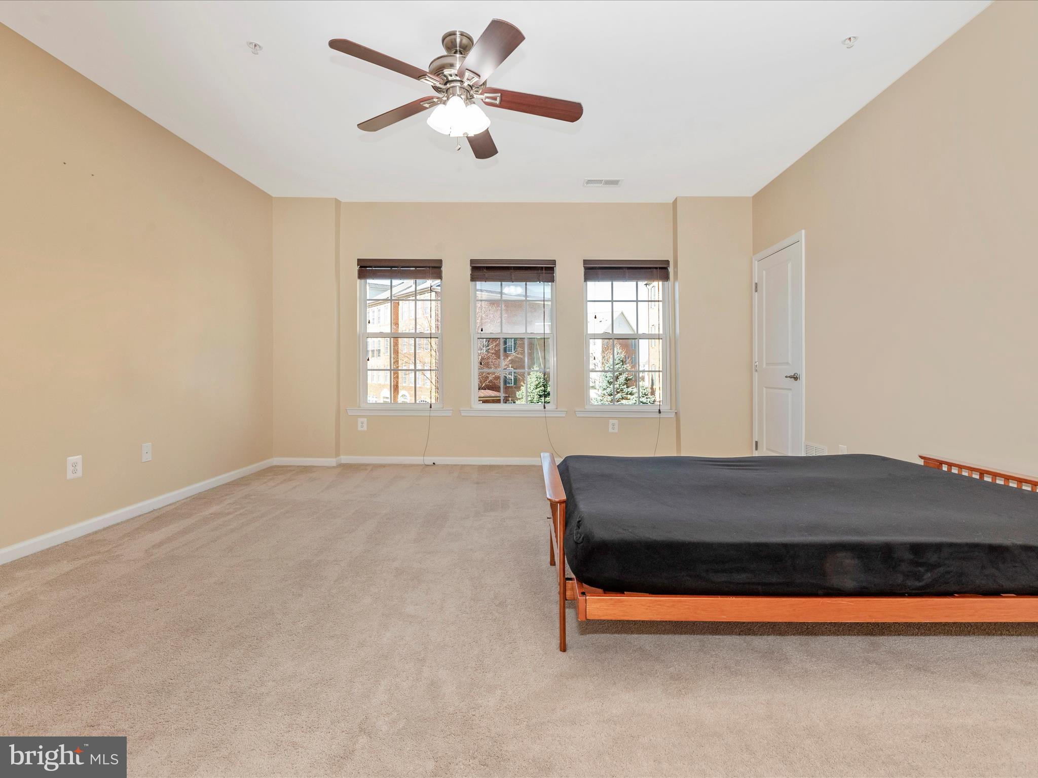 VILLAGES OF URBANA - Residential Lease