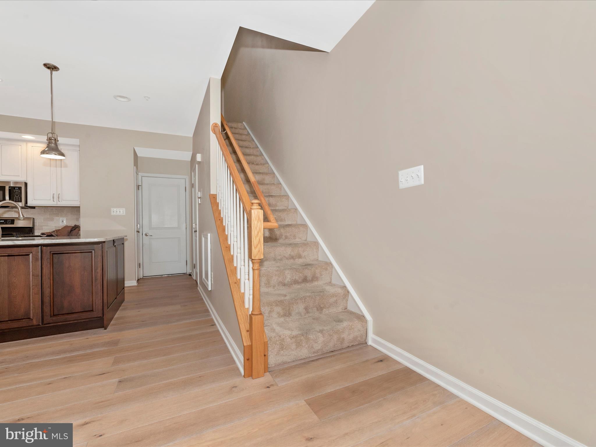 VILLAGES OF URBANA - Residential Lease