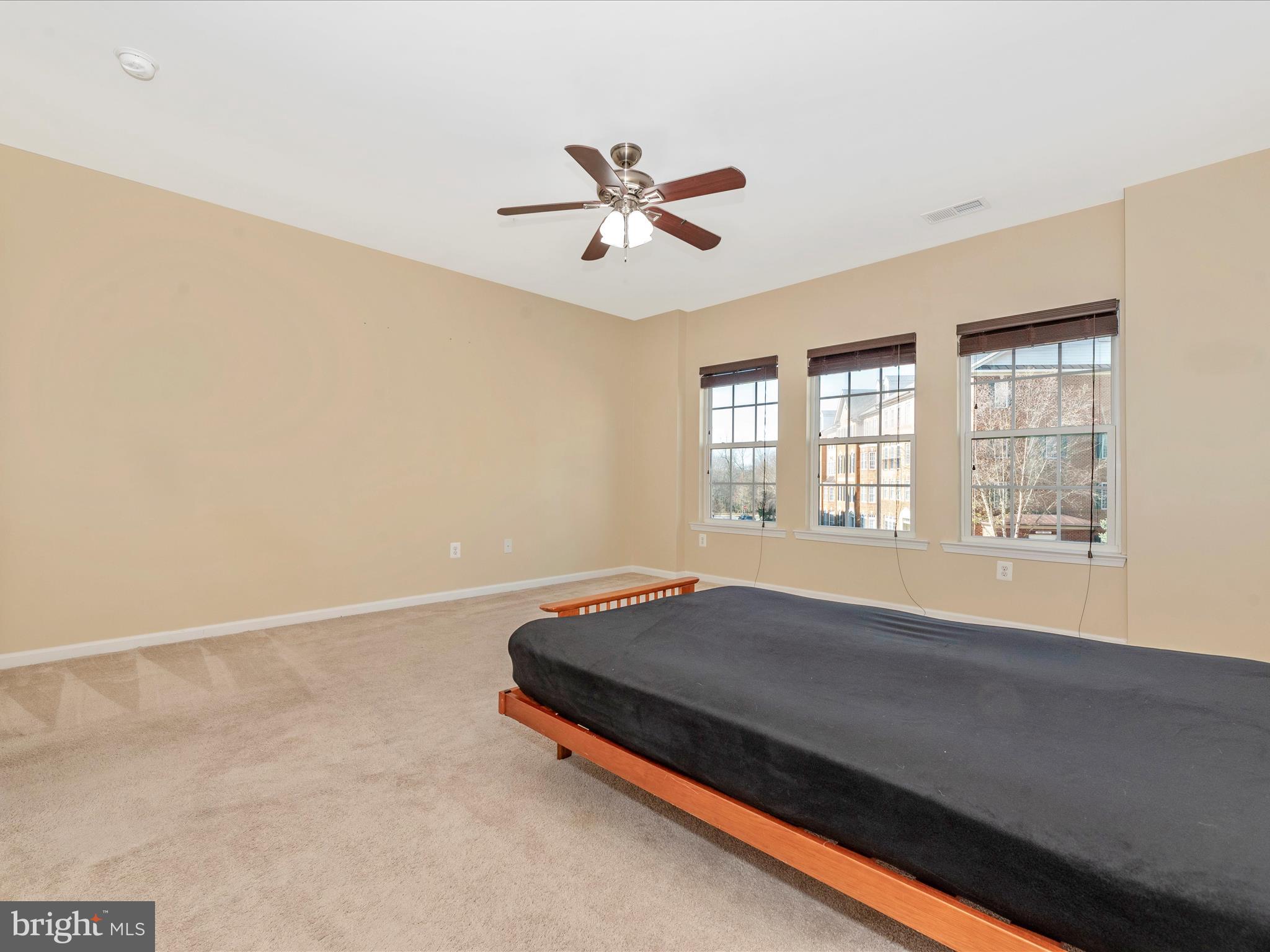 VILLAGES OF URBANA - Residential Lease