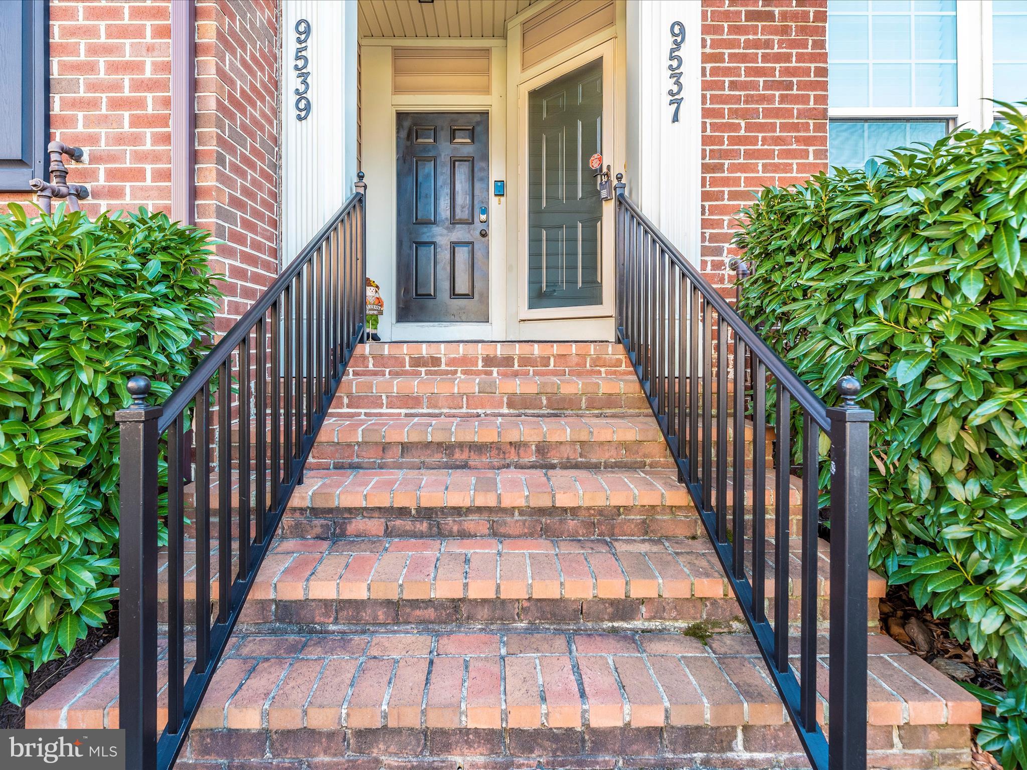 VILLAGES OF URBANA - Residential Lease