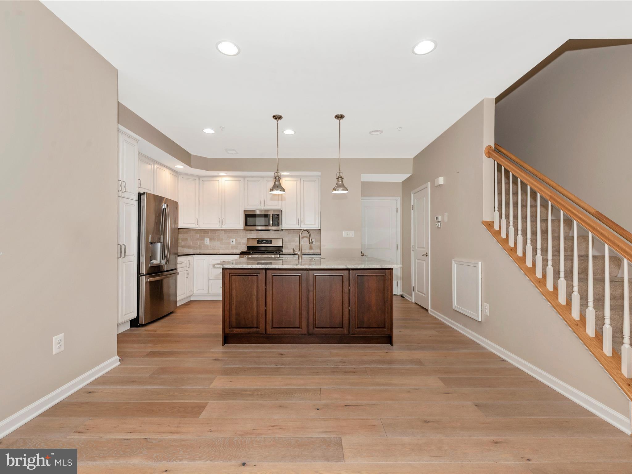 VILLAGES OF URBANA - Residential Lease