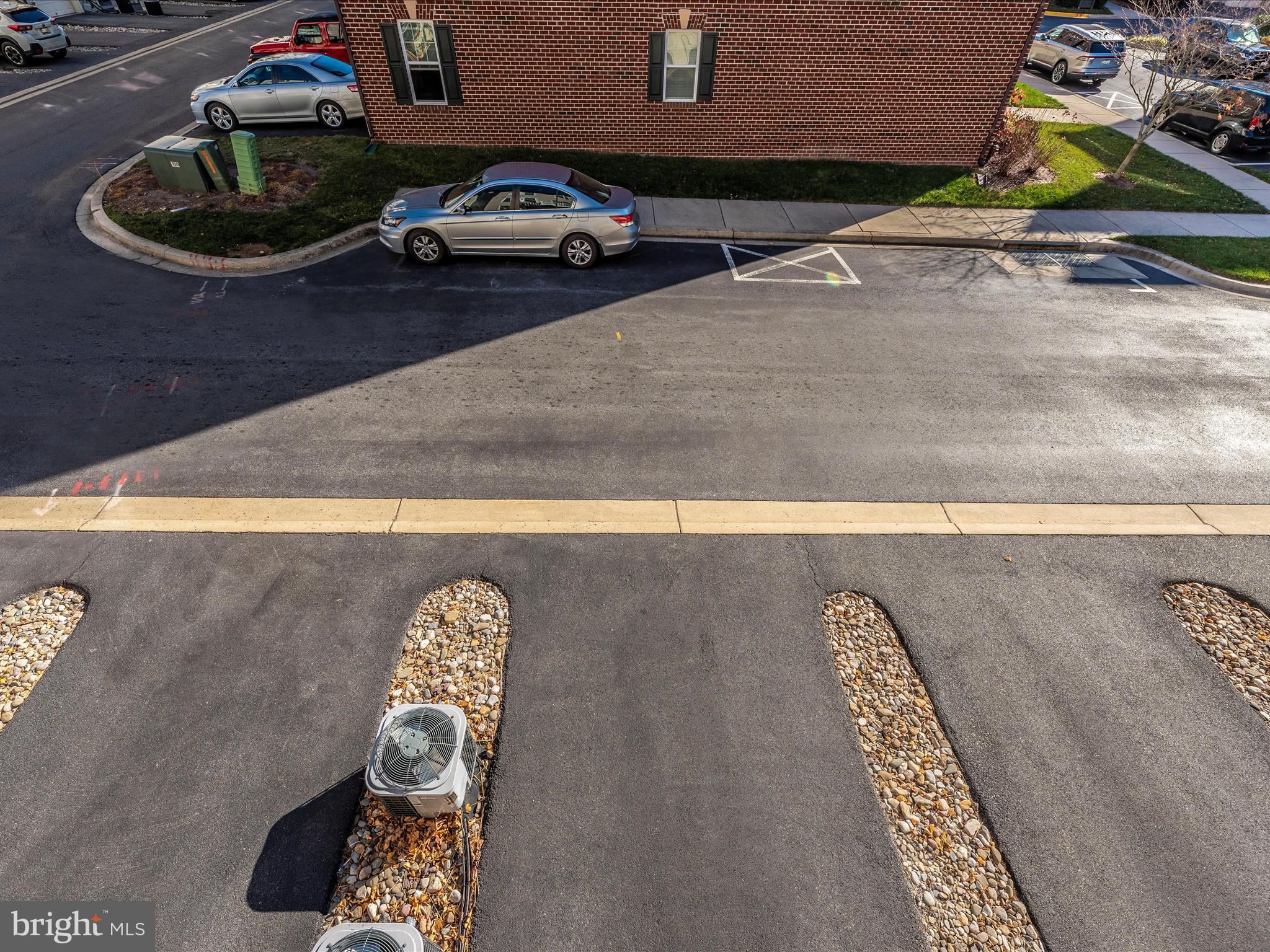 VILLAGES OF URBANA - Residential Lease