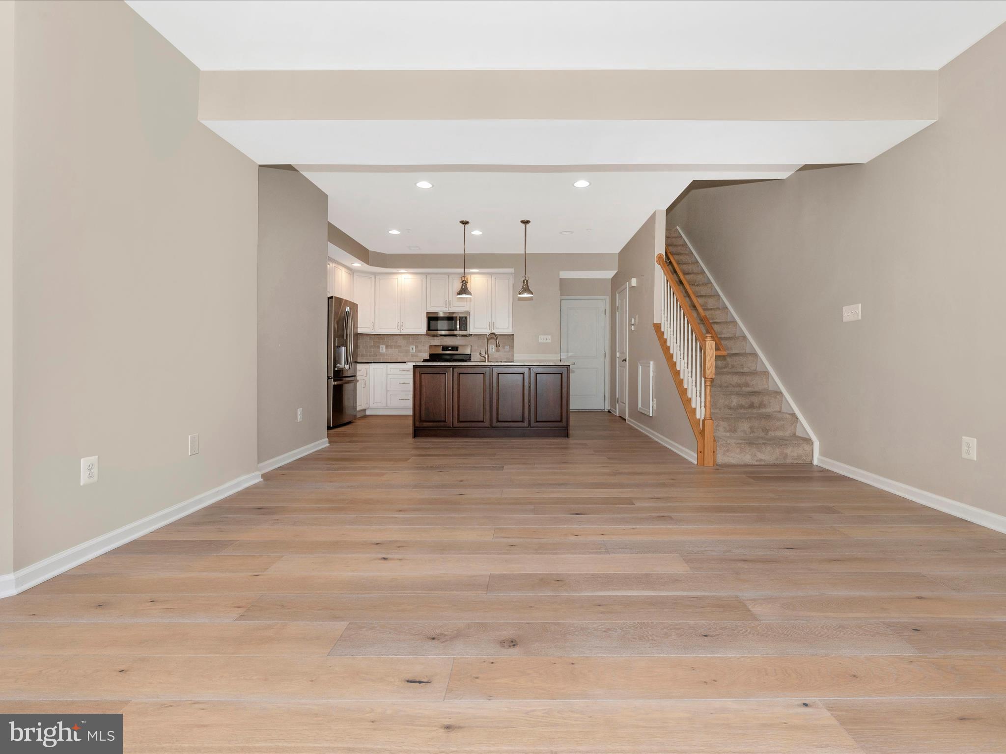 VILLAGES OF URBANA - Residential Lease