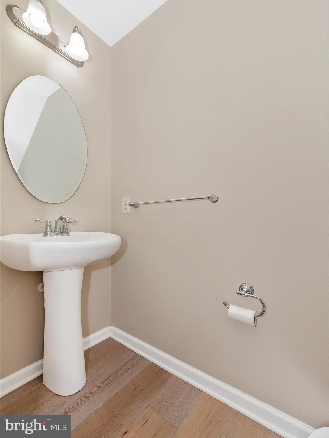 VILLAGES OF URBANA - Residential Lease