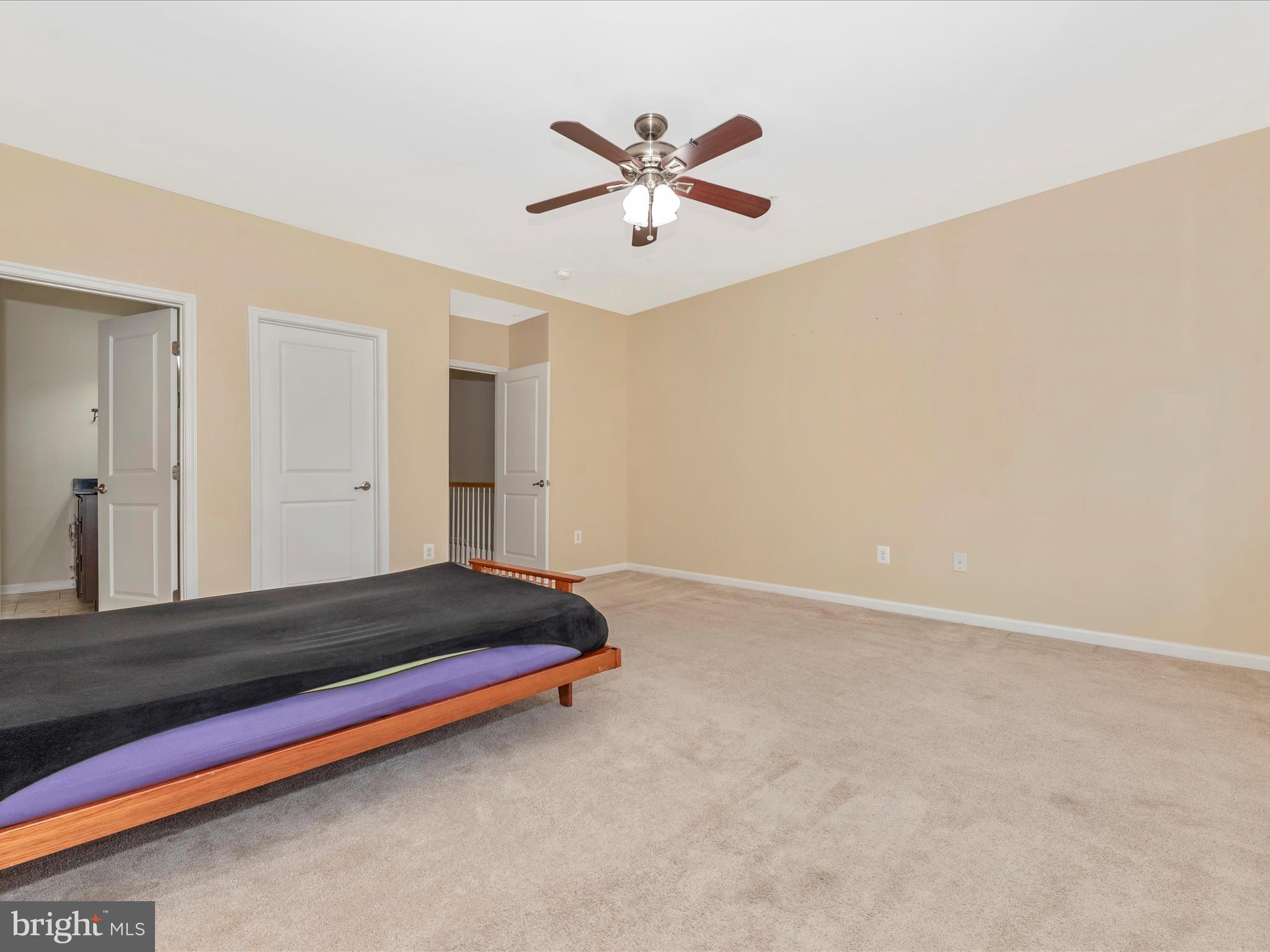 VILLAGES OF URBANA - Residential Lease