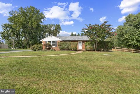 212 NICODEMUS ROAD REISTERSTOWN MD 21136