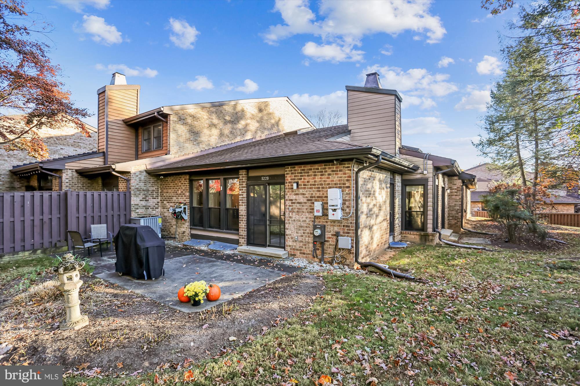 STRATHMORE PLACE - Residential