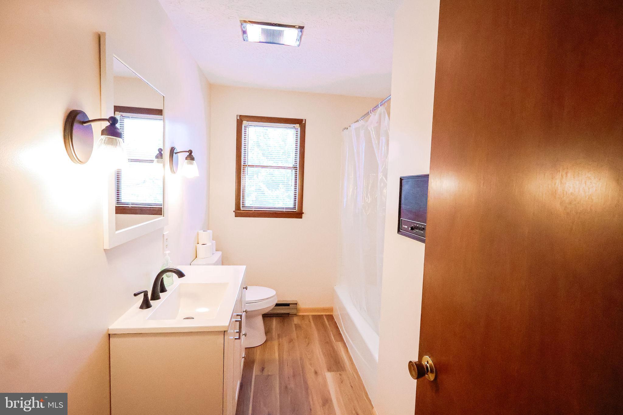 TOWN OF ROMNEY - Residential