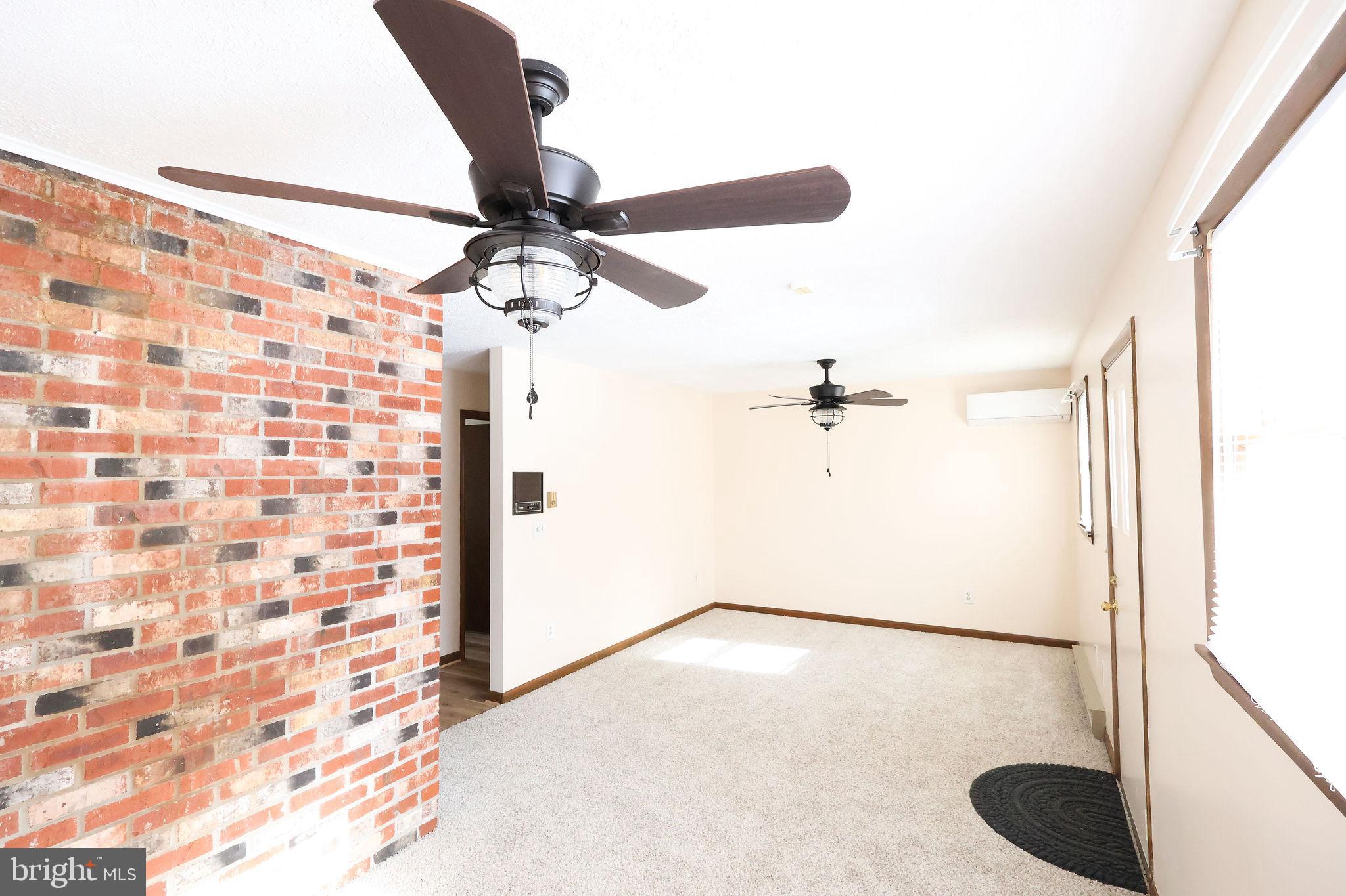 TOWN OF ROMNEY - Residential