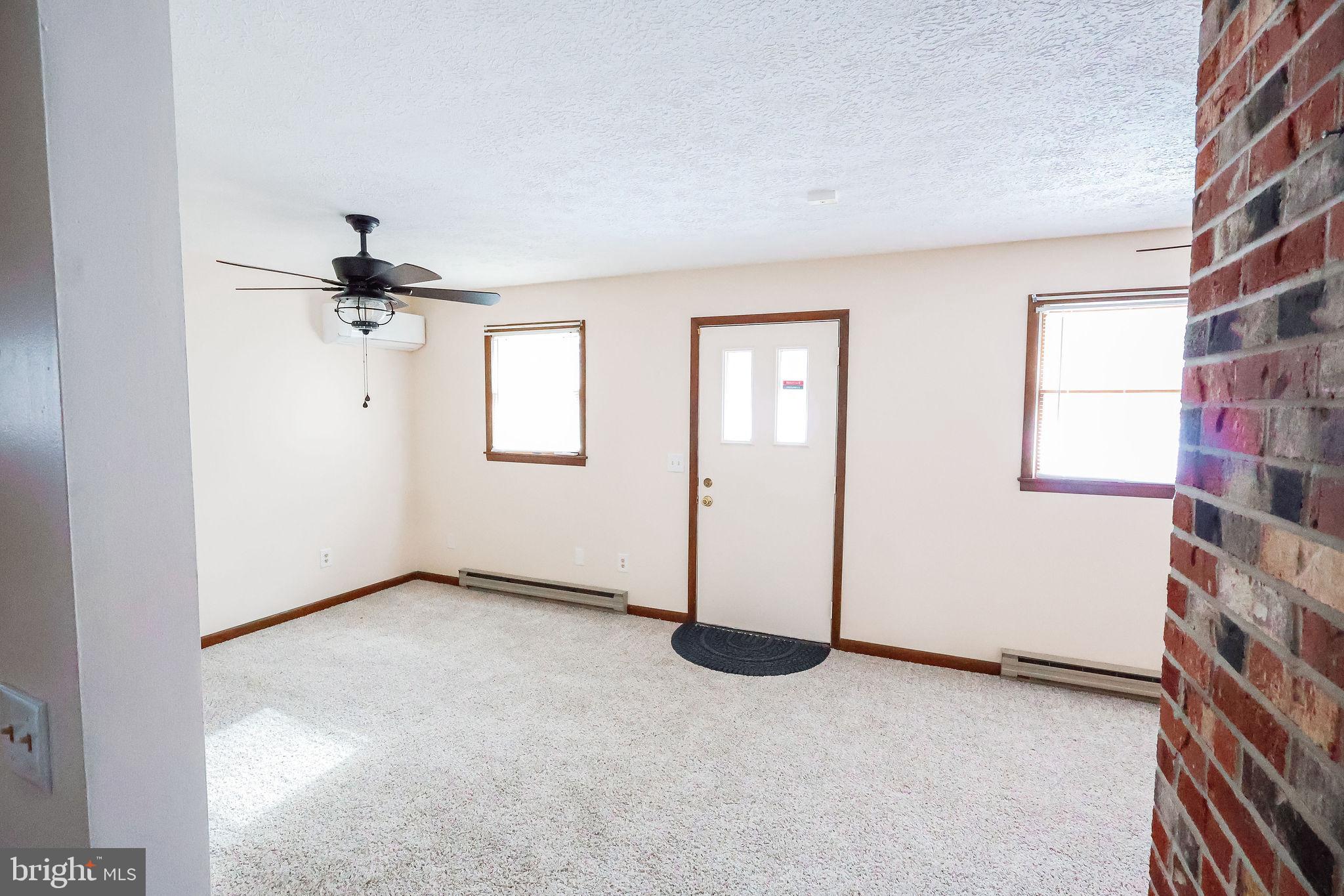 TOWN OF ROMNEY - Residential