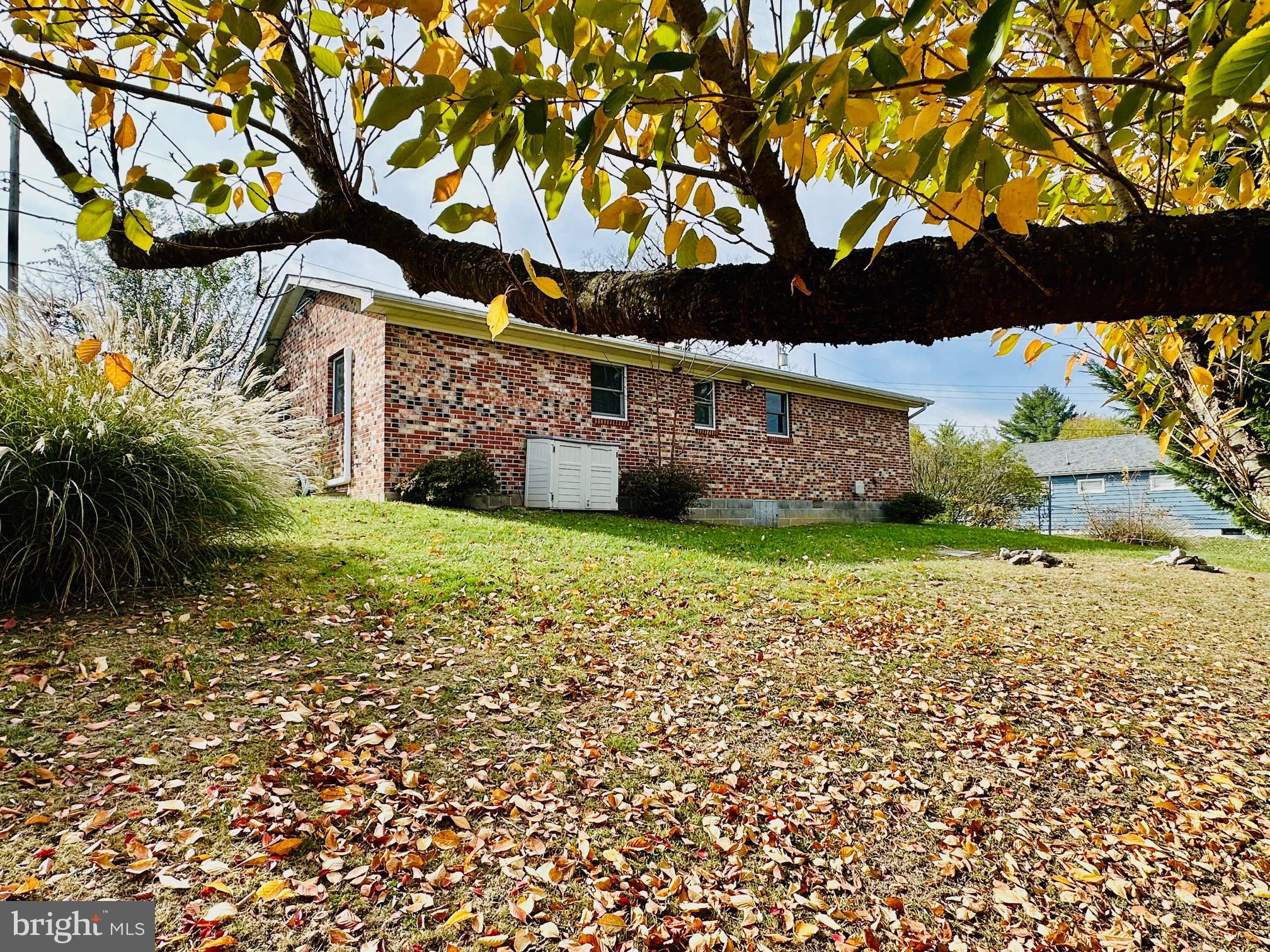 TOWN OF ROMNEY - Residential