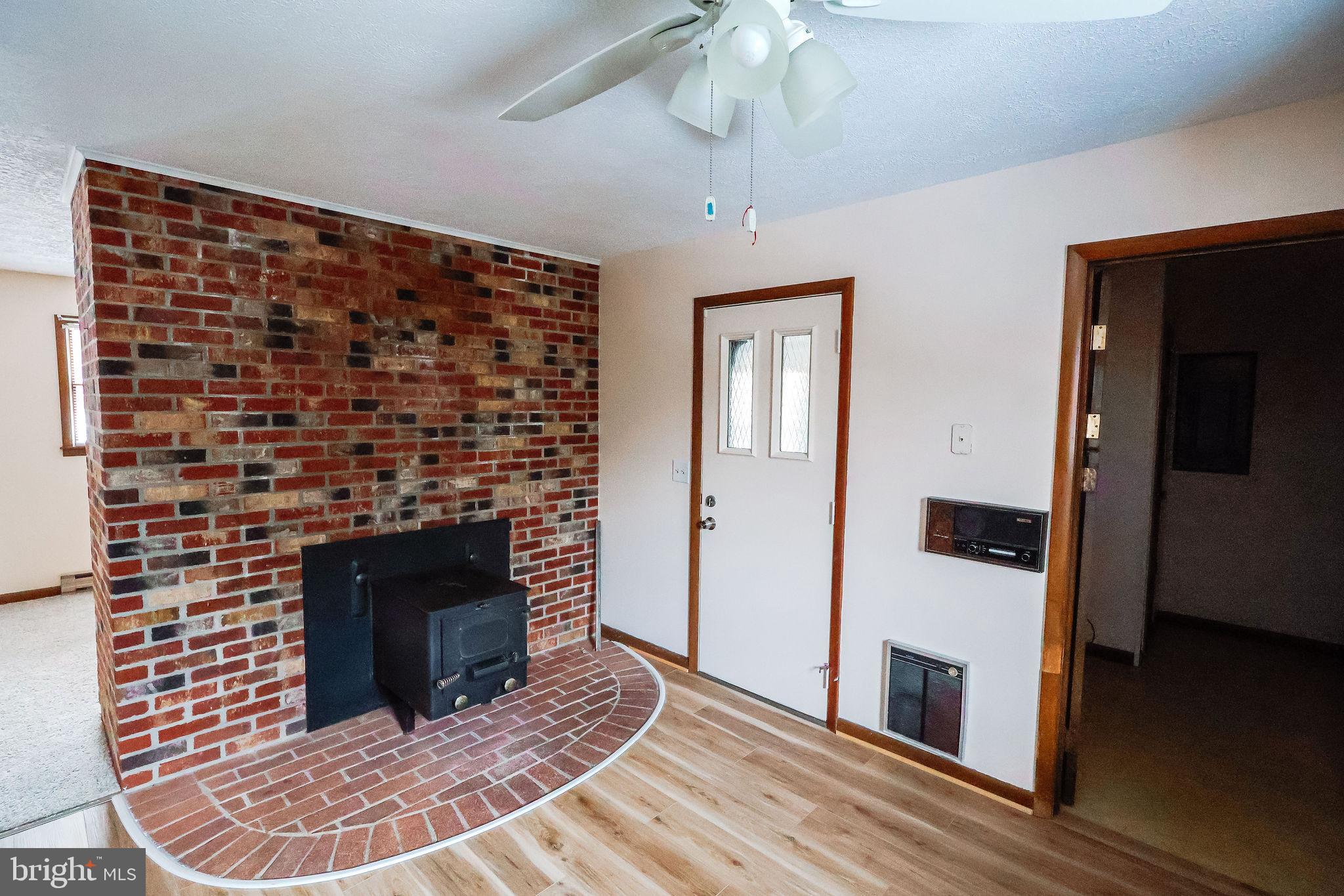 TOWN OF ROMNEY - Residential