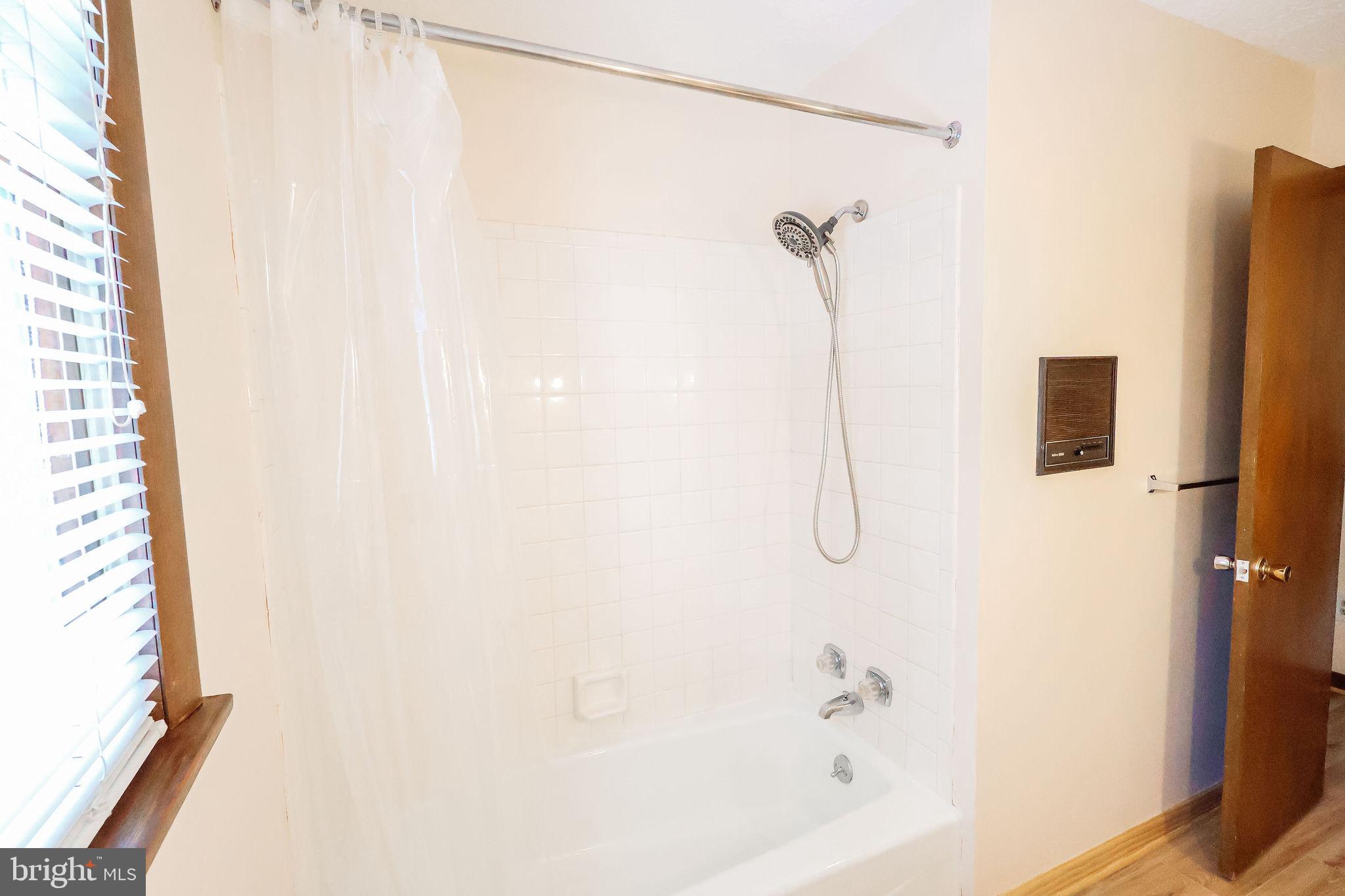 TOWN OF ROMNEY - Residential