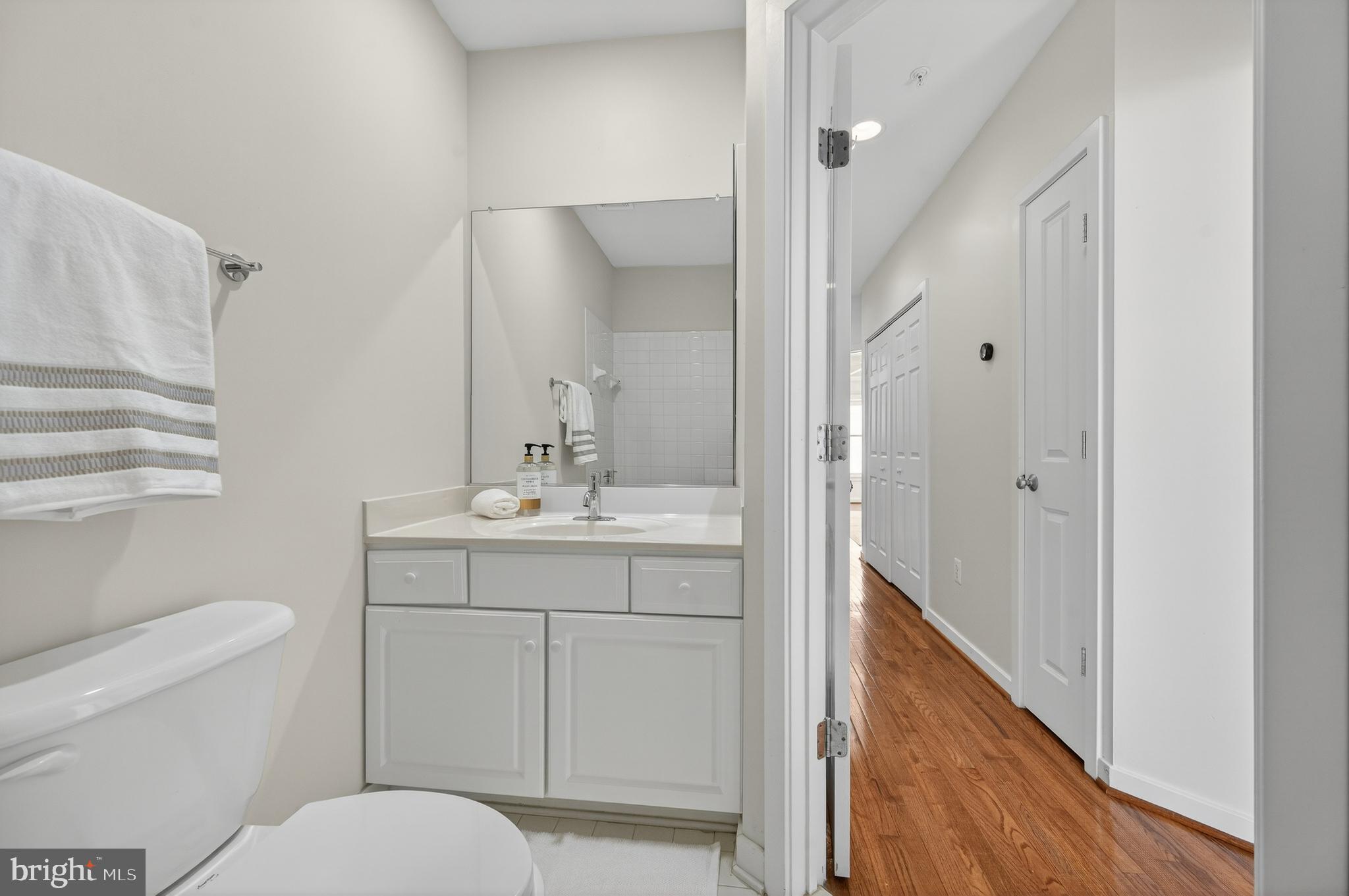 CLARENDON PARK - Residential