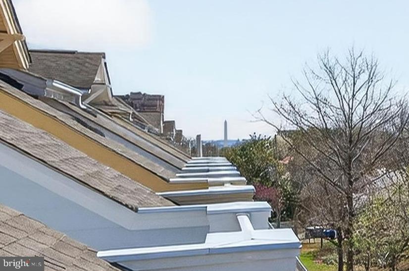 CLARENDON PARK - Residential