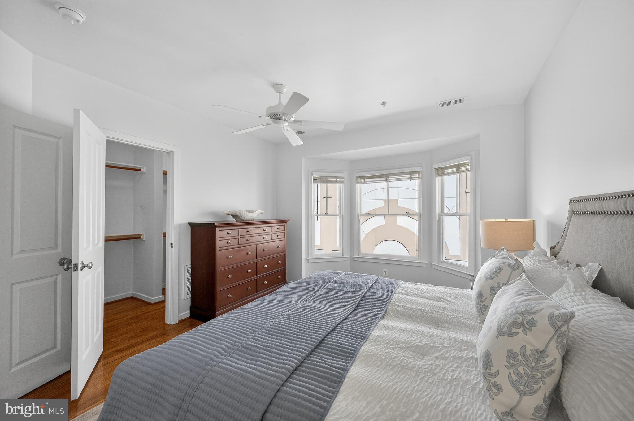 CLARENDON PARK - Residential