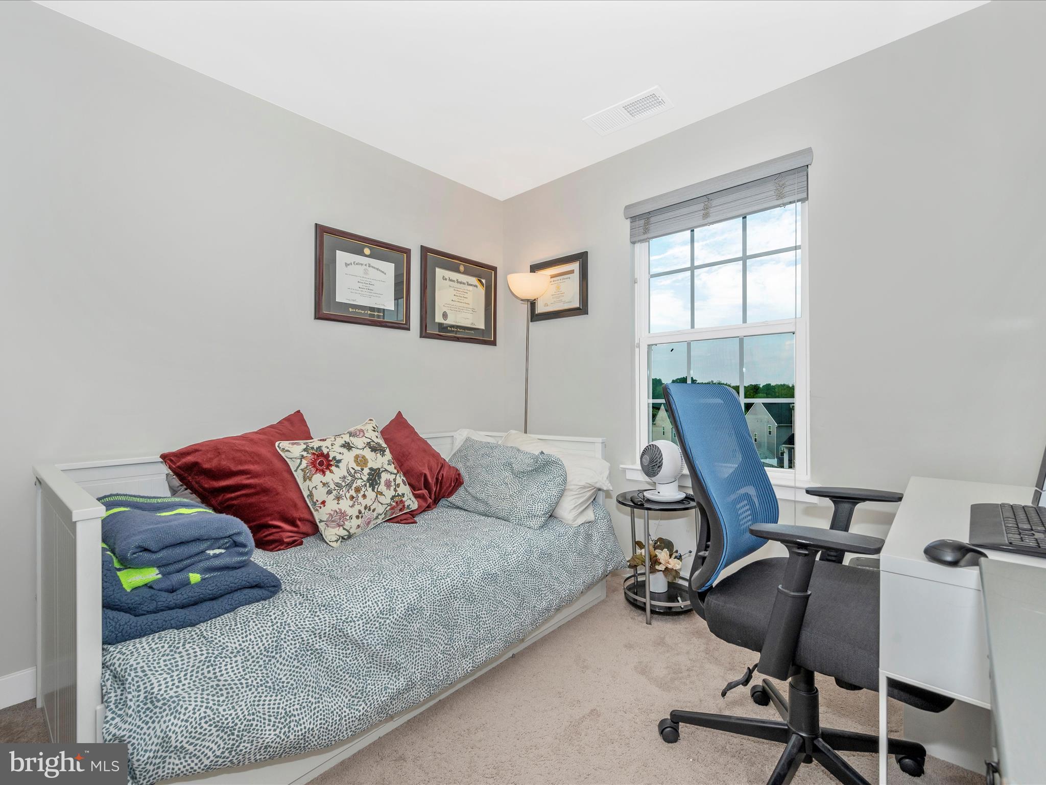 POTOMAC STATION - Residential