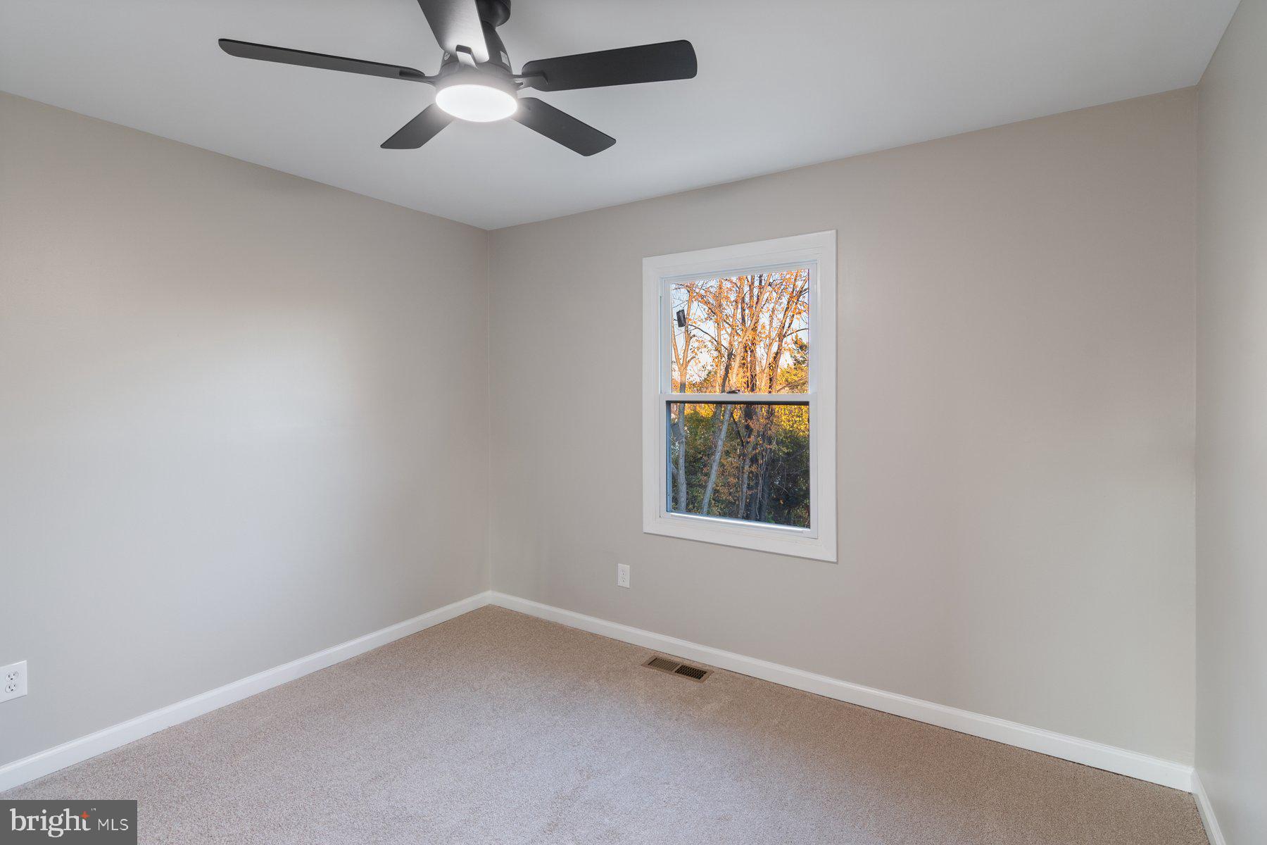 EDGEWATER VILLAGE - Residential