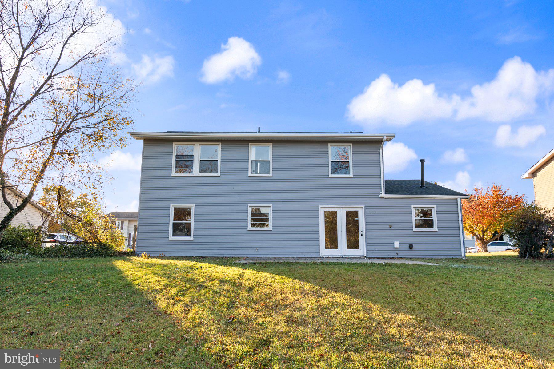 EDGEWATER VILLAGE - Residential