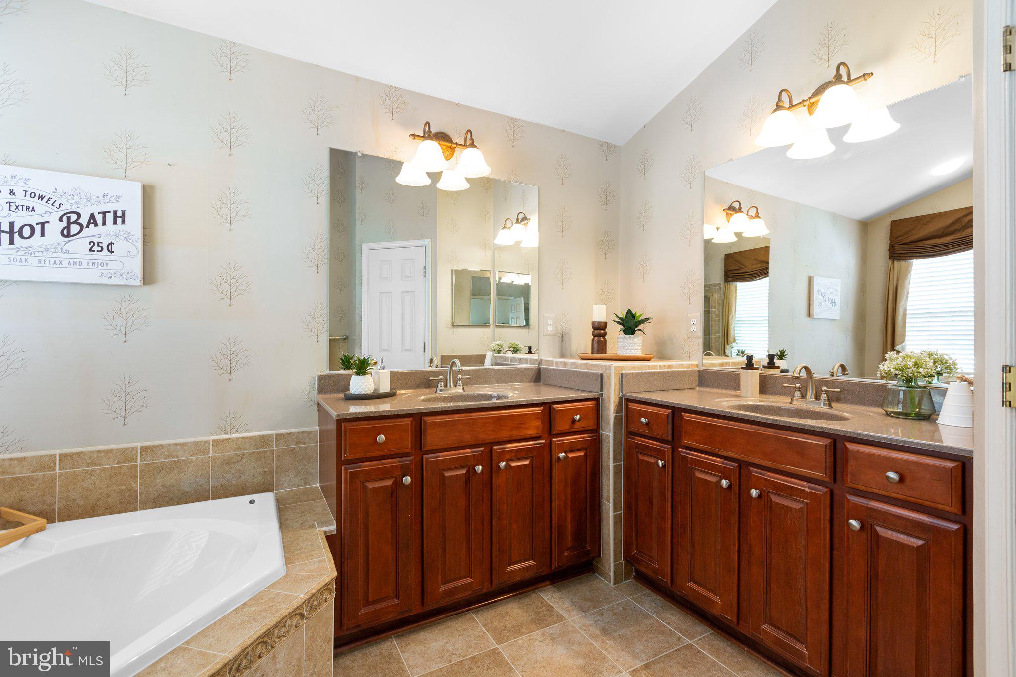 STUARTS CROSSING - Residential