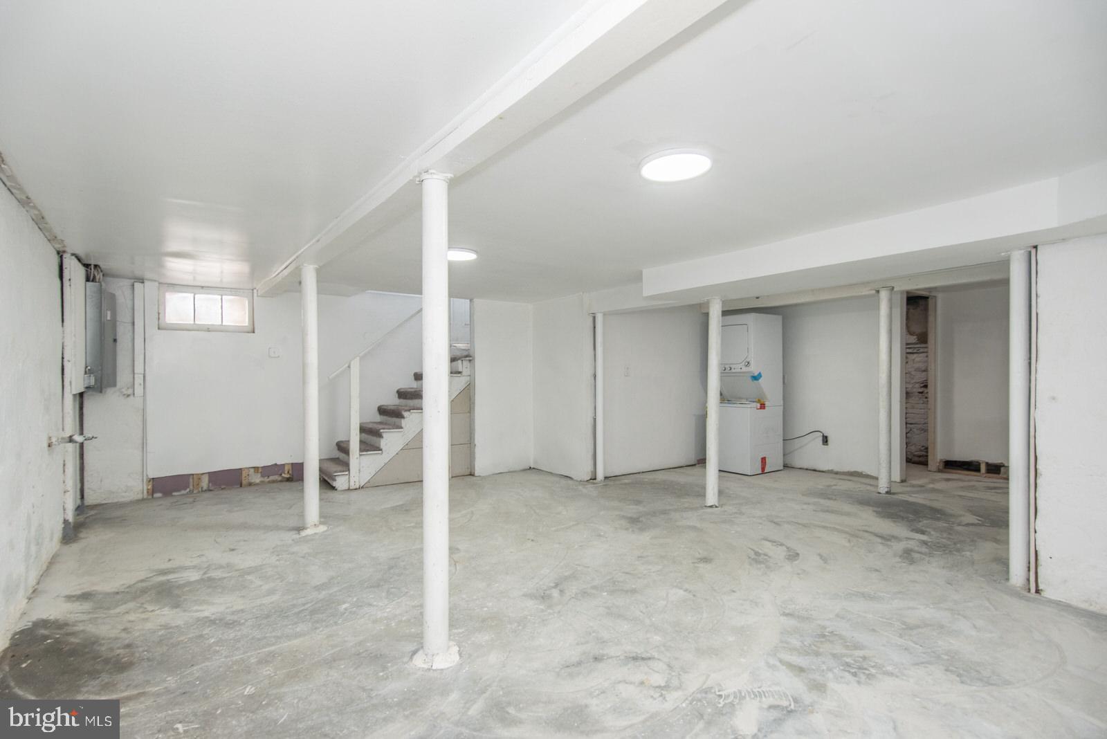 EDGELY - Residential