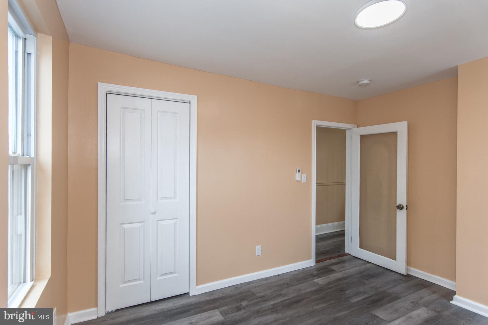 EDGELY - Residential